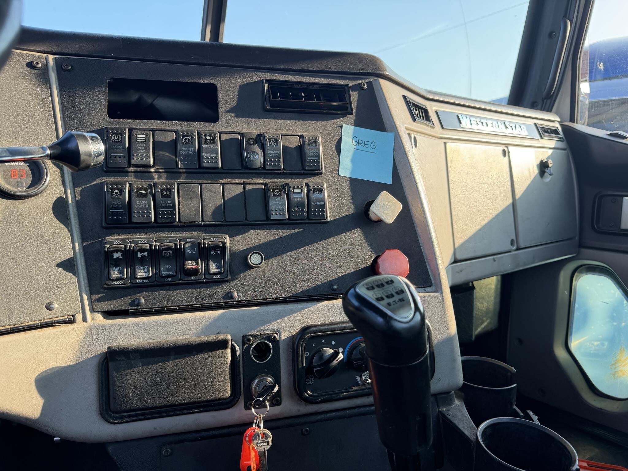 2014 Western Star 4700 Semi Trucks/Trailer