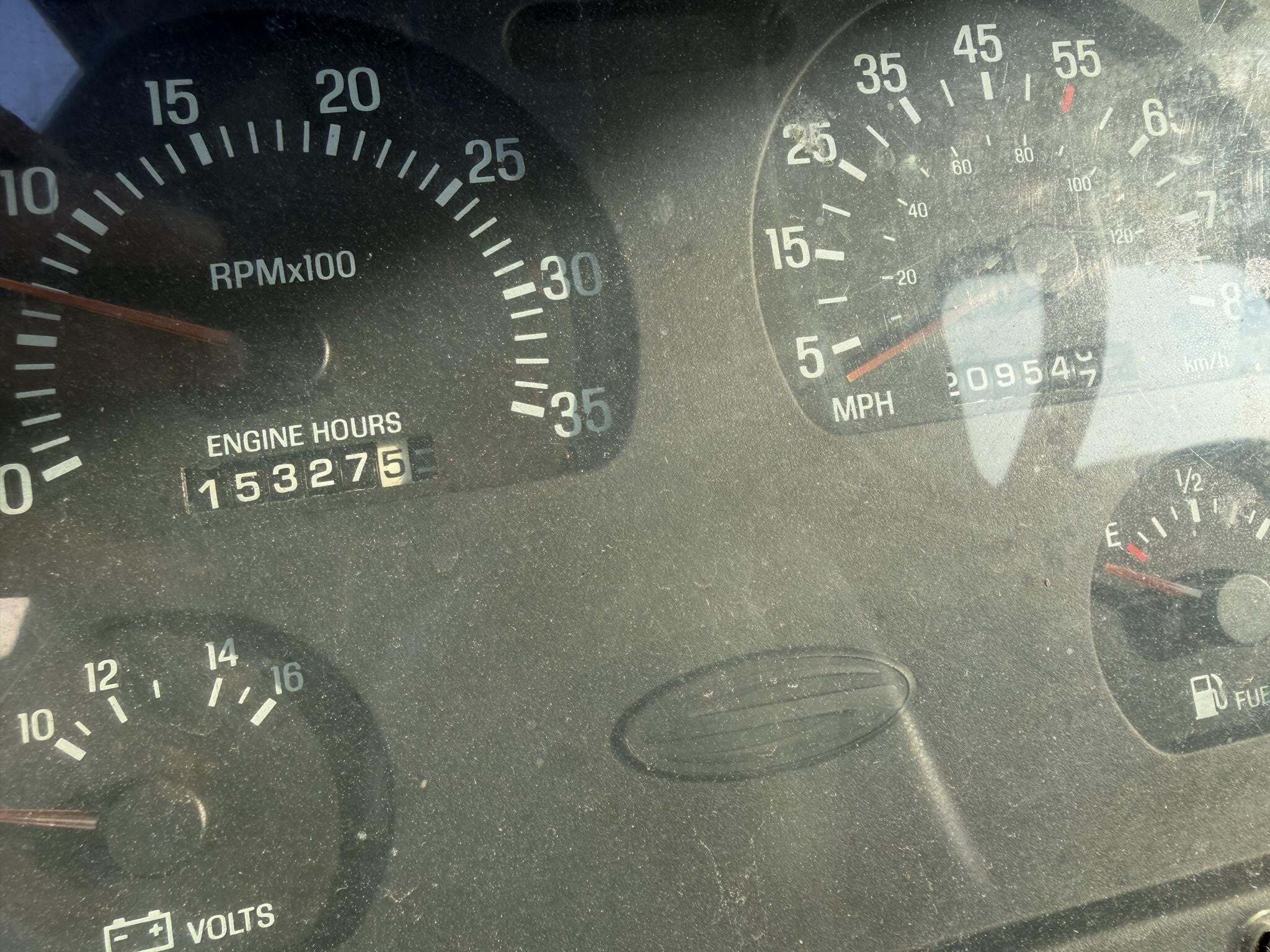 2000 Sterling L8500 Semi Trucks/Trailer