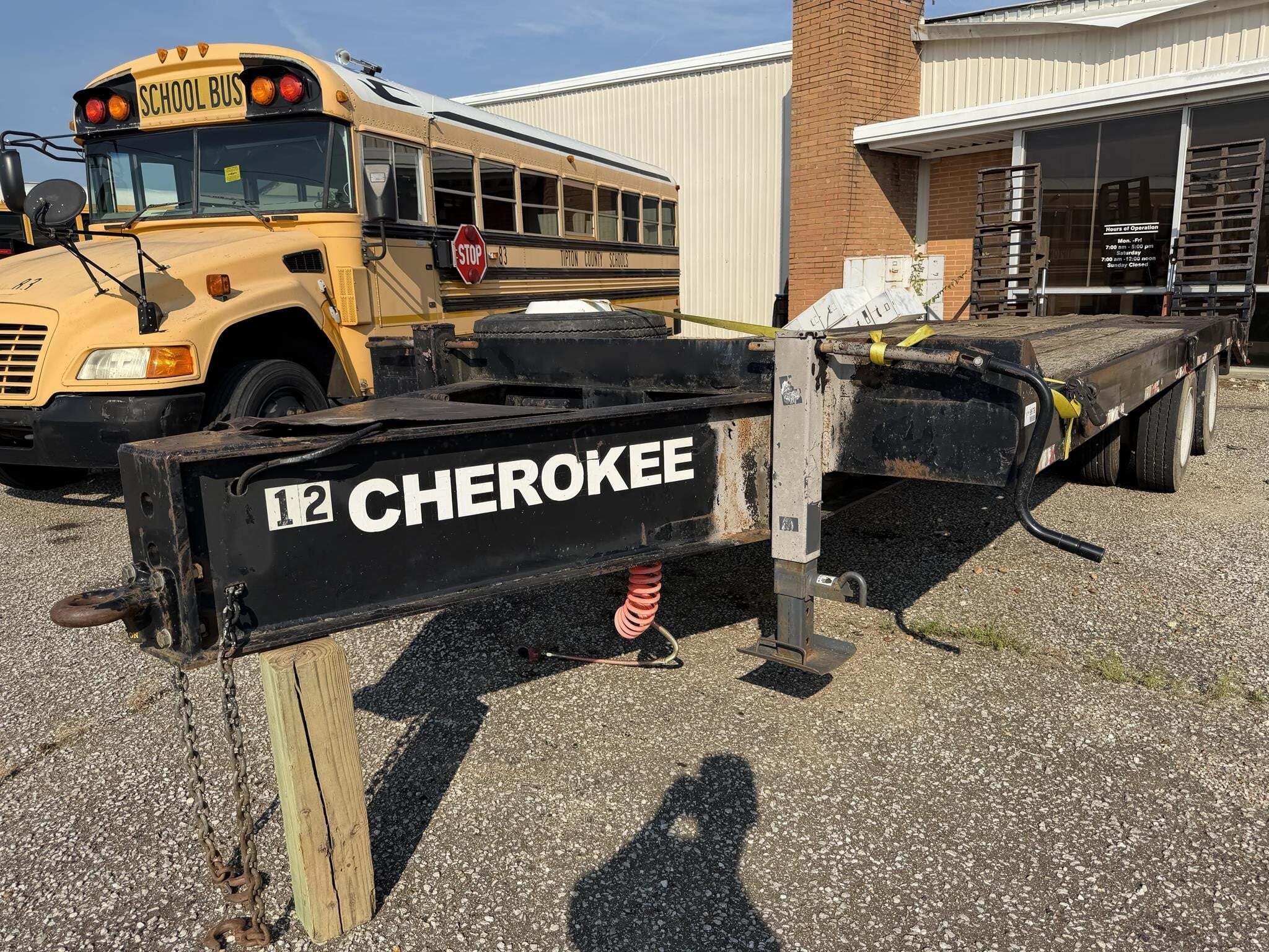 1998 Cherokee 20 TON PINTLE Semi Trucks/Trailer