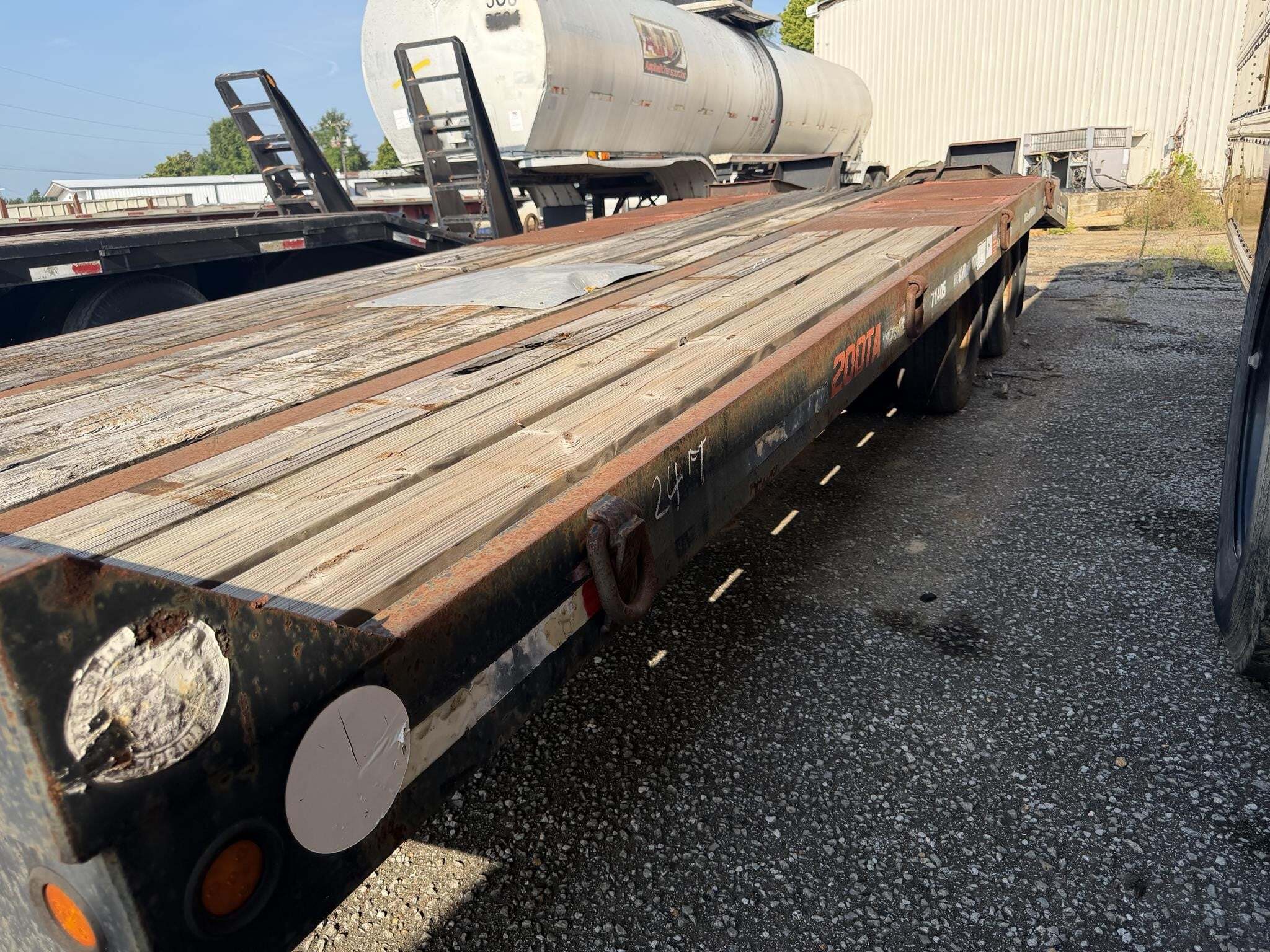 2009 Interstate 20DTA Flatbed Trucks/Trailer