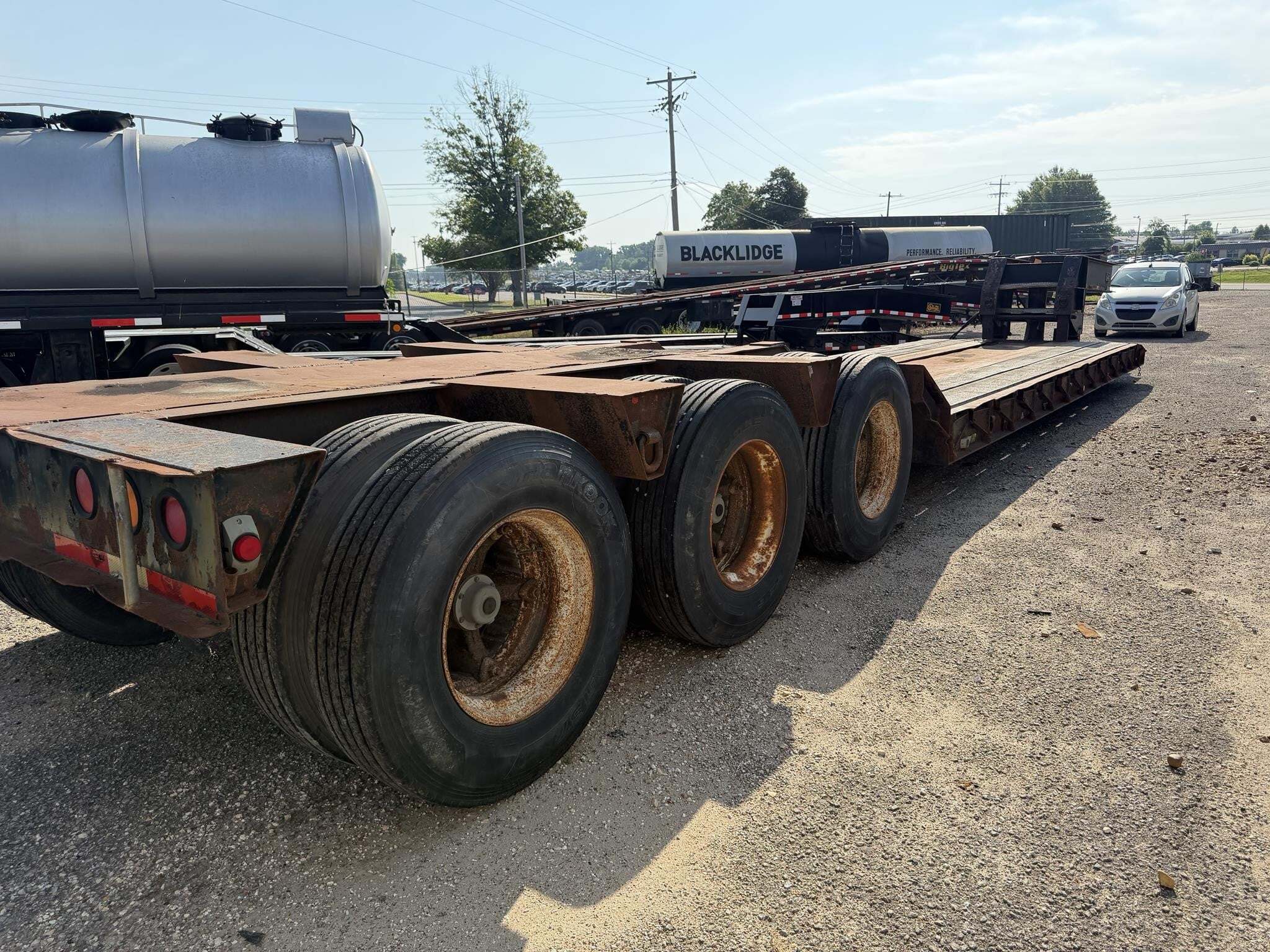 1996 Witzco Challenger RG50 Flatbed Trucks/Trailer