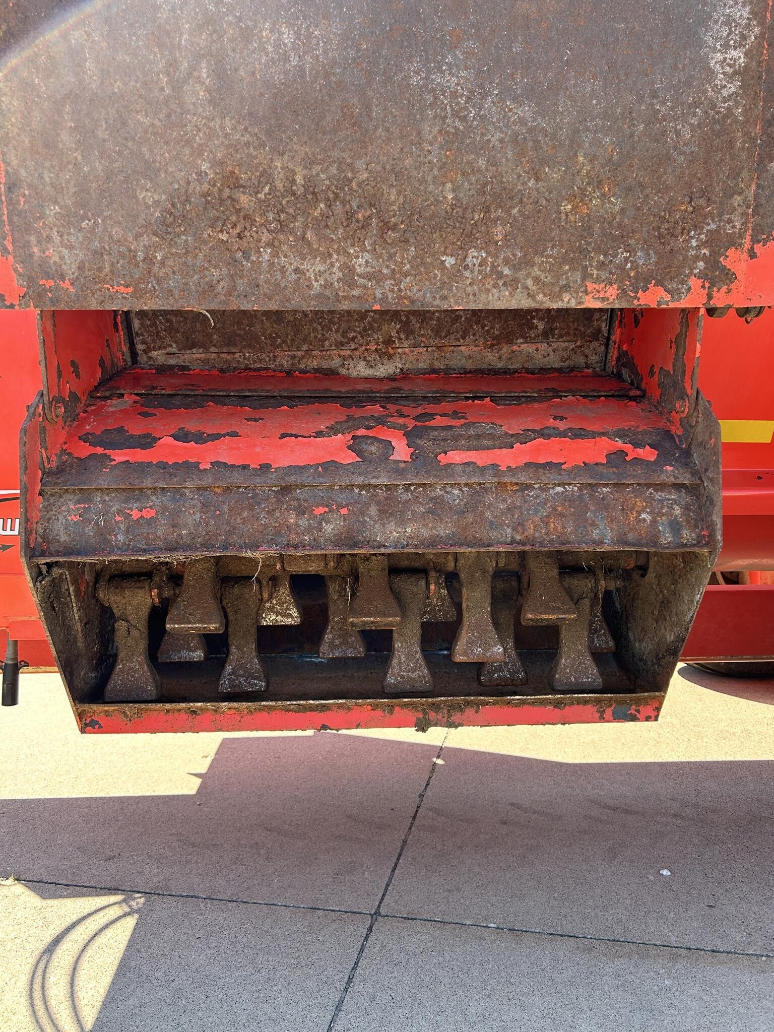 2017 Kuhn Knight 8124 Manure Spreader