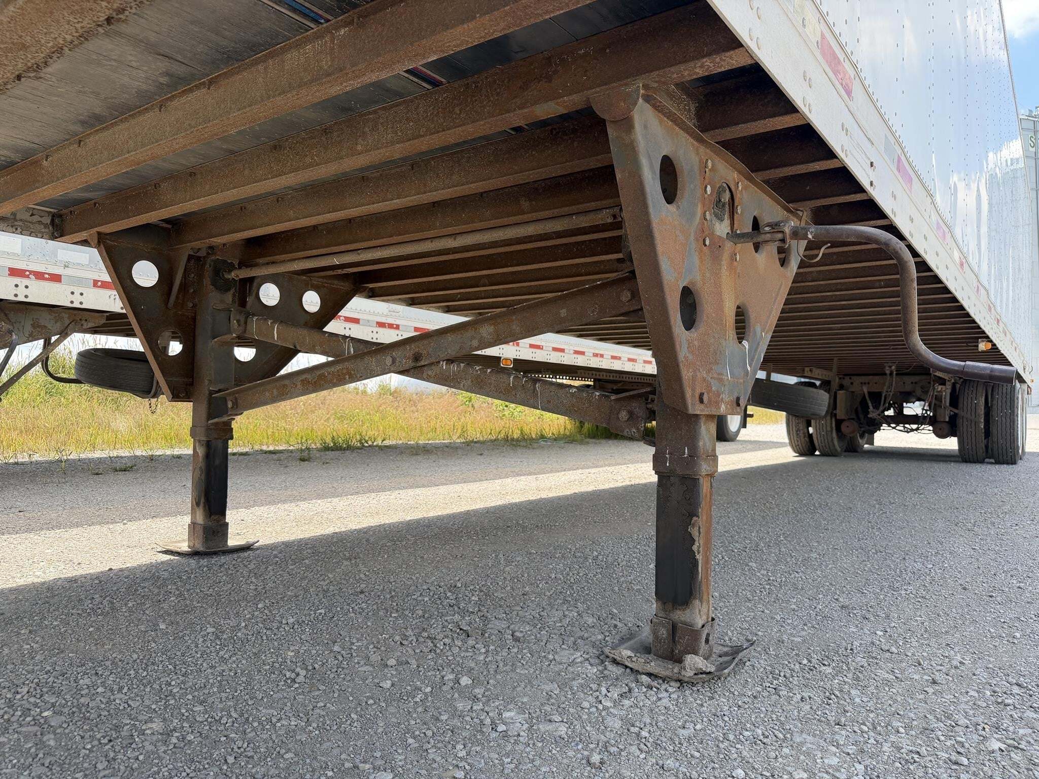 2003 Utility VS2DC Box Trucks/Trailer