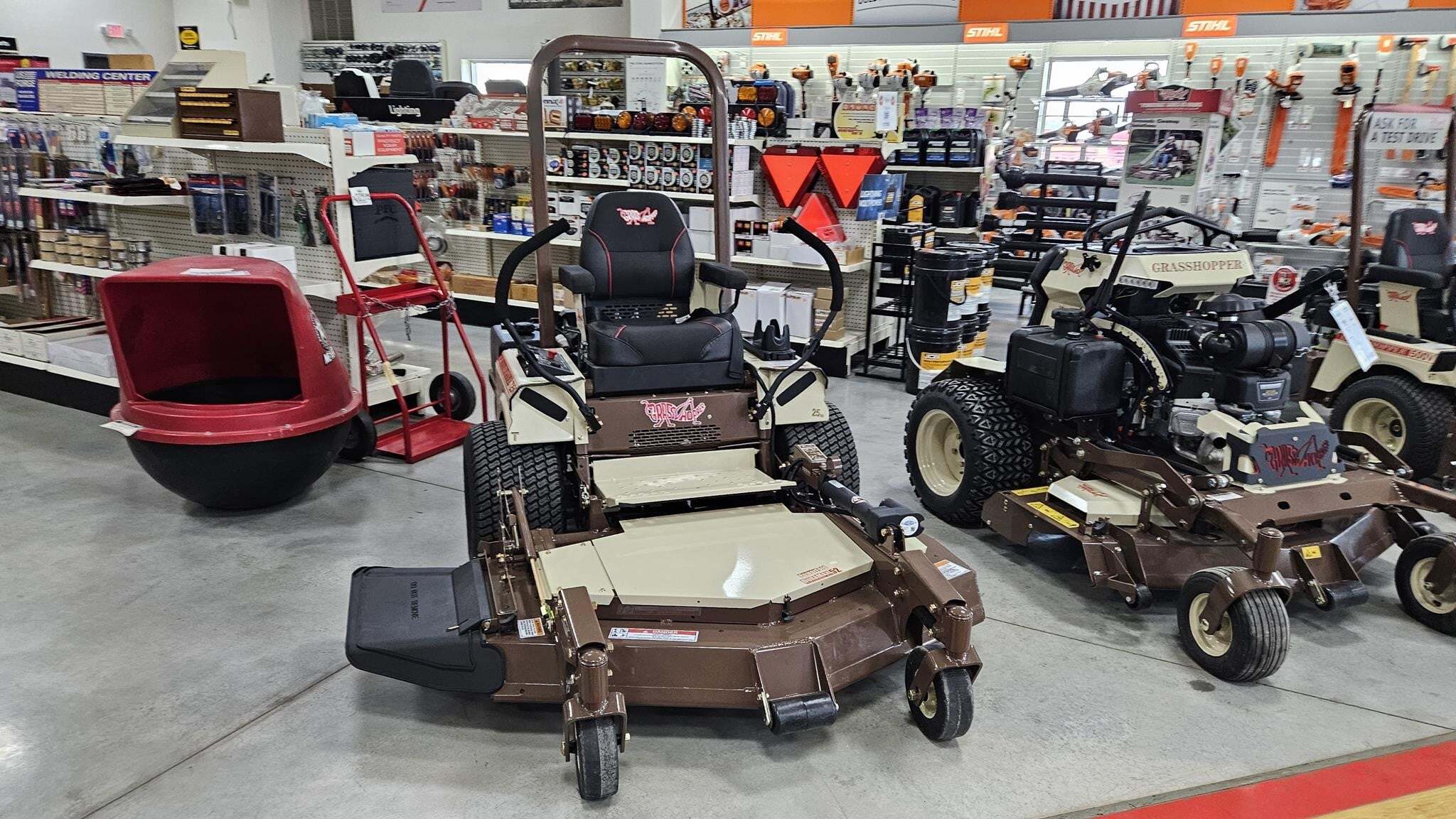 2026 Grasshopper 725KT Lawn Mower