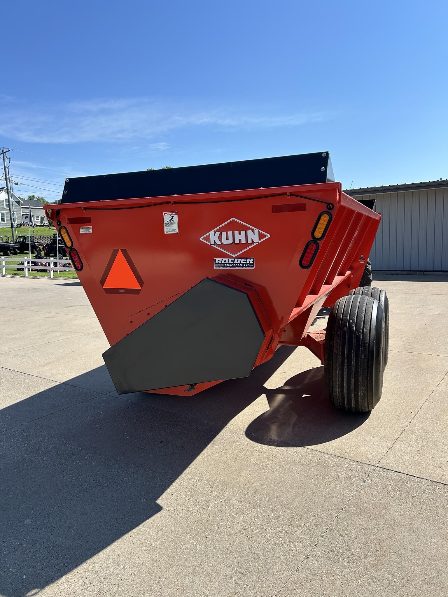 2017 Kuhn Knight 8124 Manure Spreader