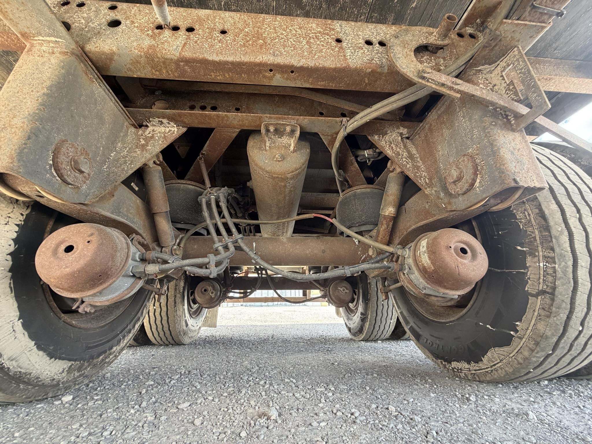2003 Utility VS2DC Box Trucks/Trailer