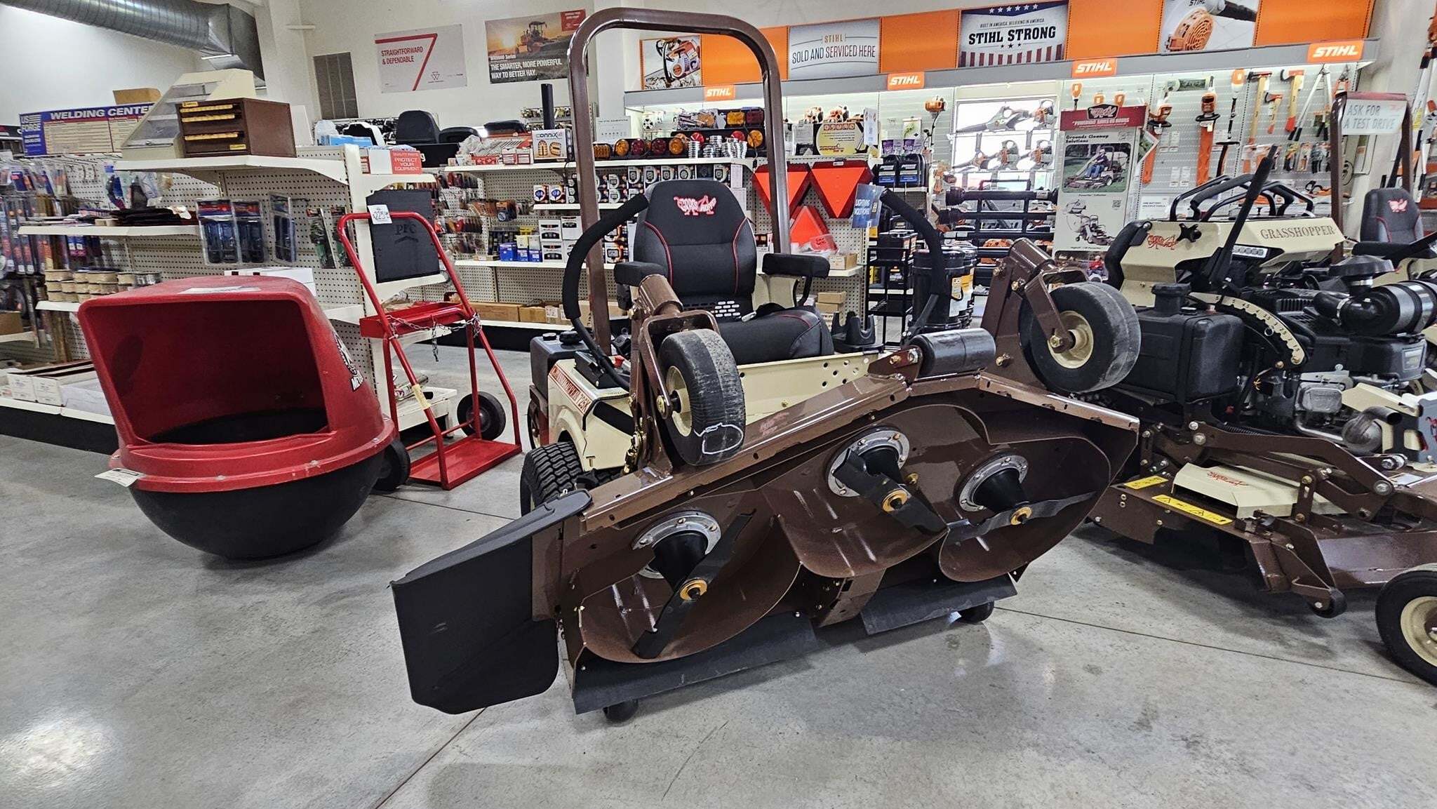 2026 Grasshopper 725KT Lawn Mower