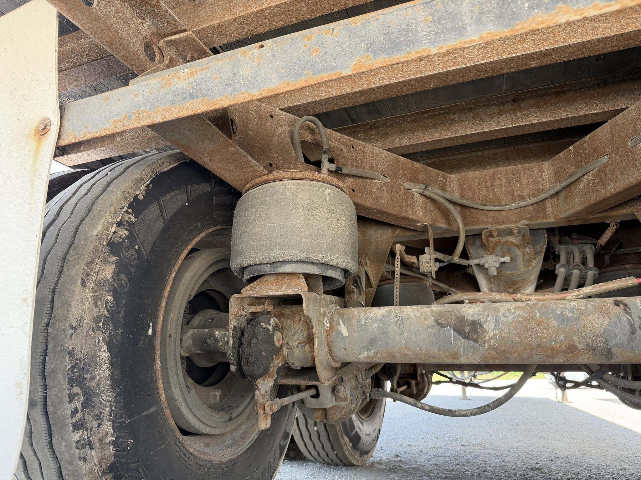 2003 Utility VS2DC Box Trucks/Trailer