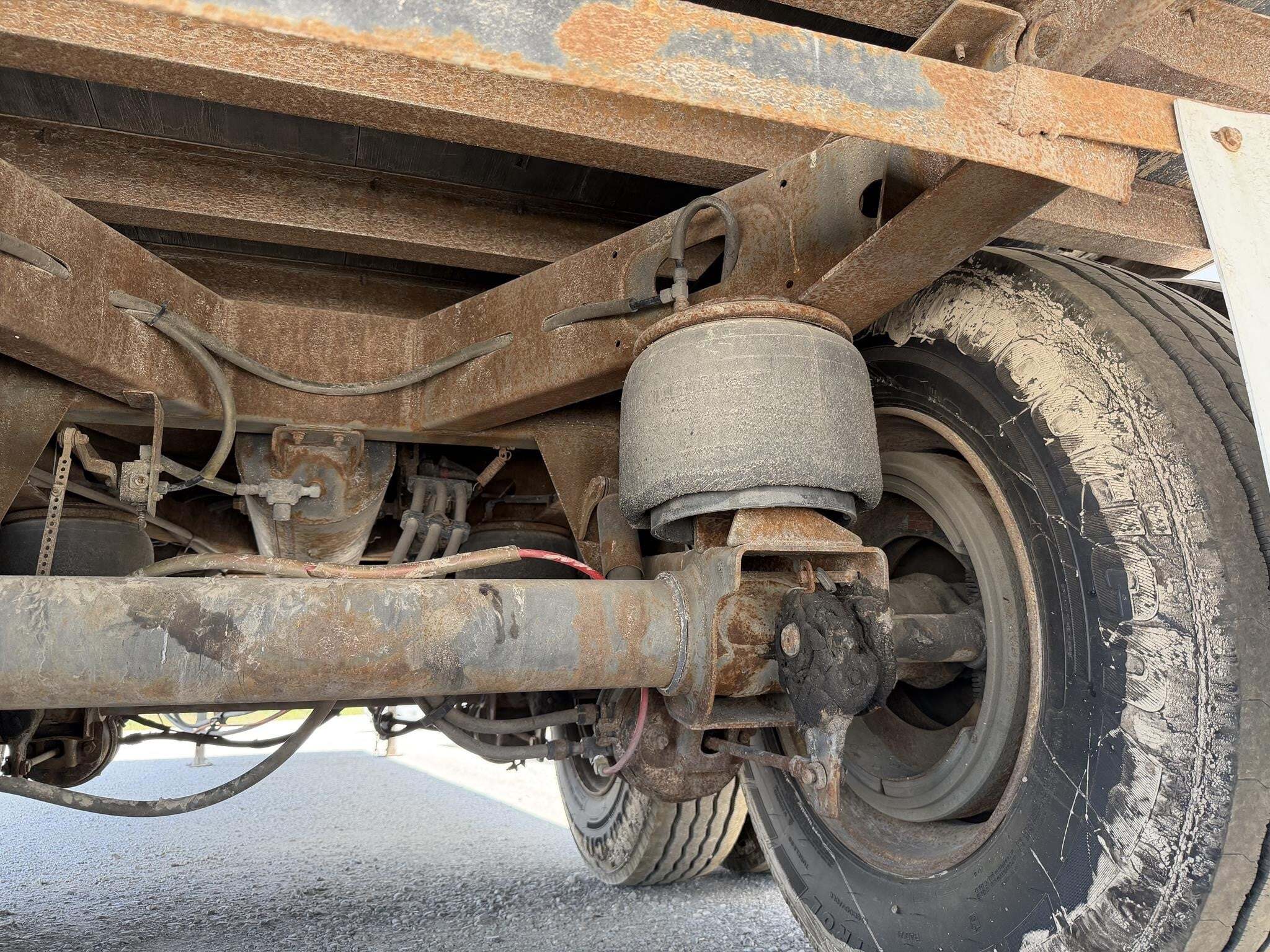 2003 Utility VS2DC Box Trucks/Trailer