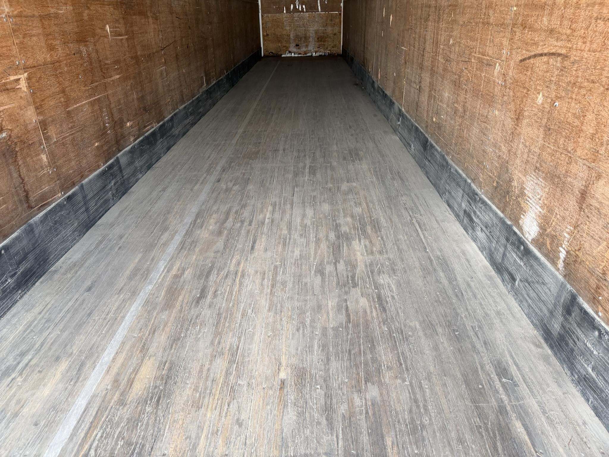 2003 Utility VS2DC Box Trucks/Trailer