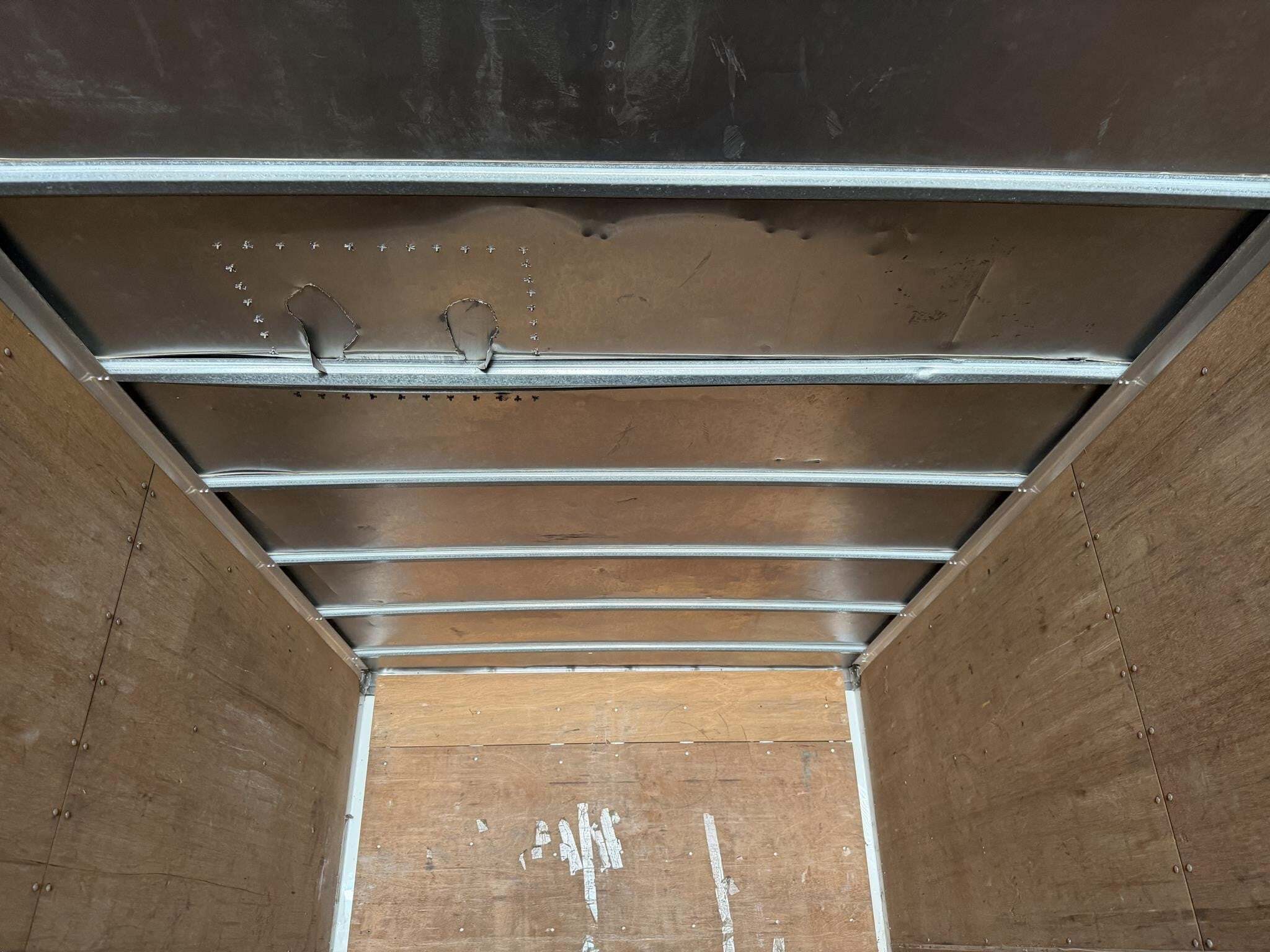 2003 Utility VS2DC Box Trucks/Trailer