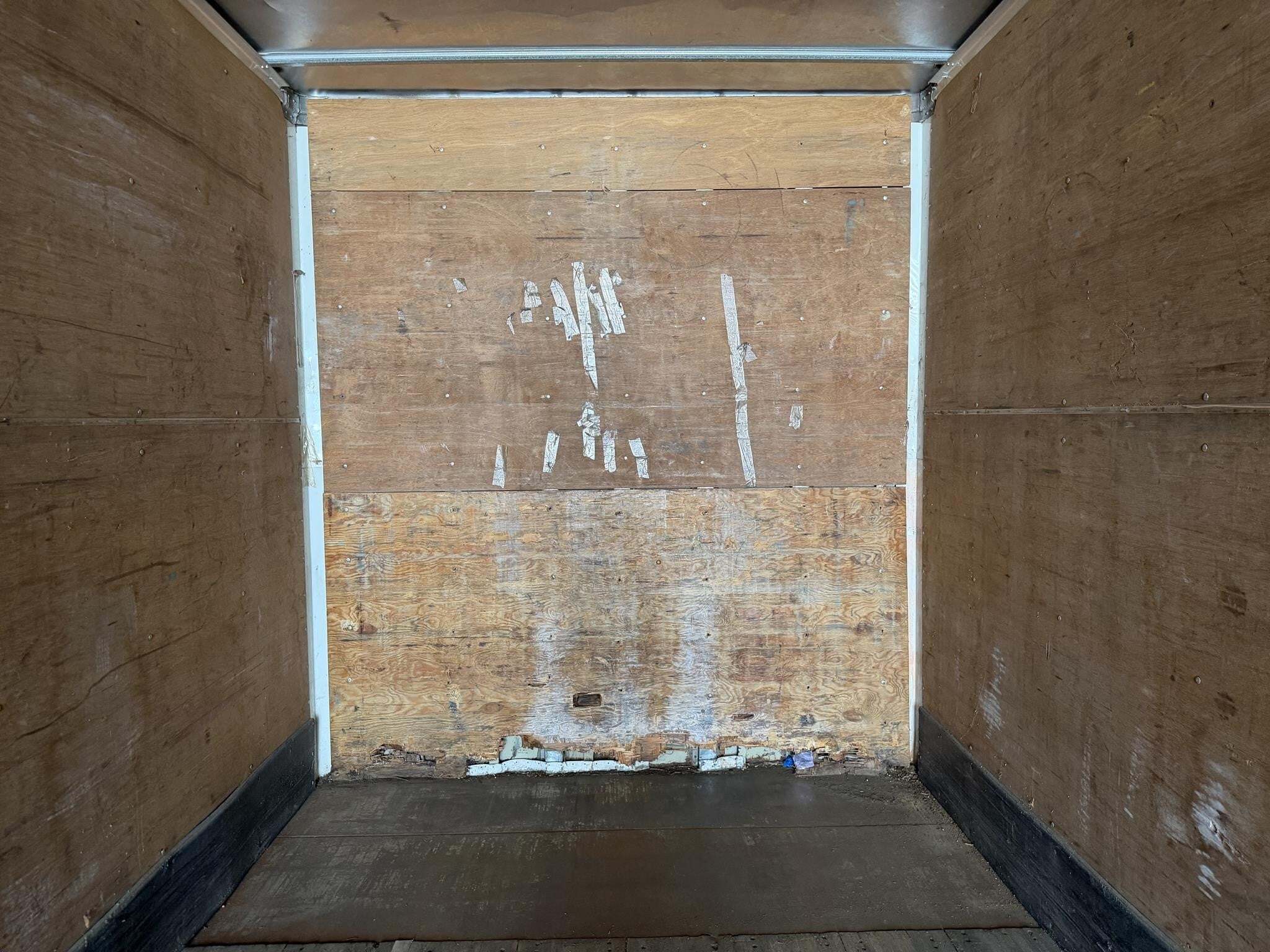 2003 Utility VS2DC Box Trucks/Trailer