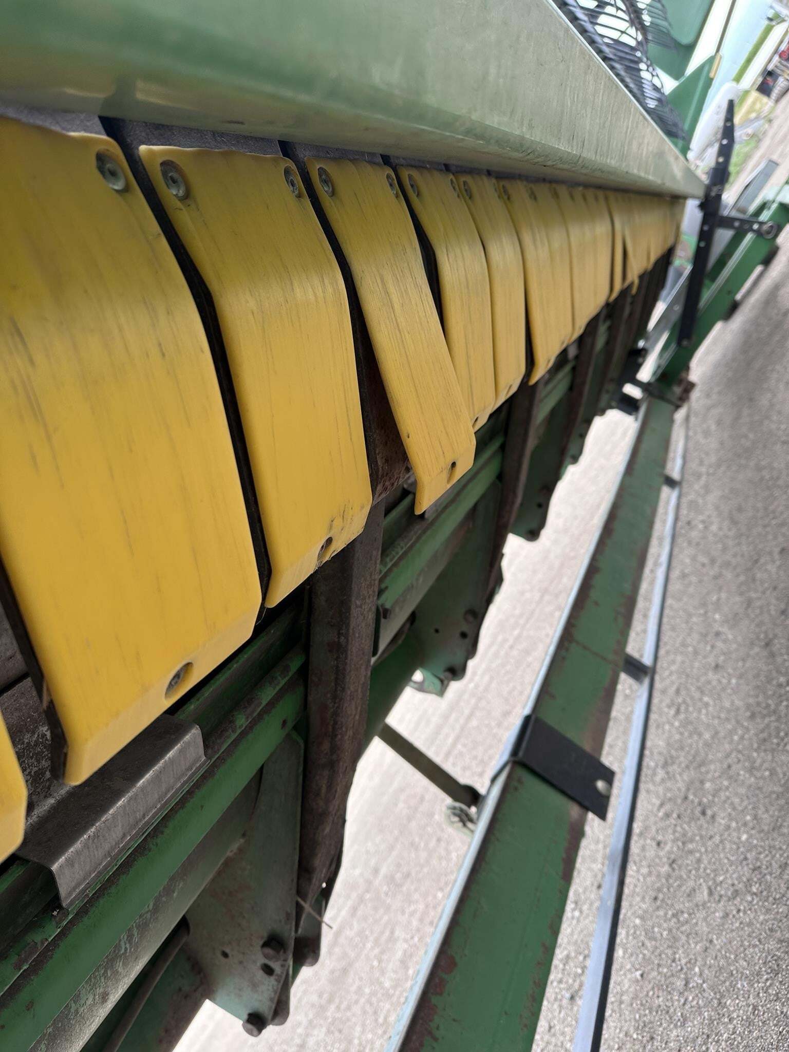 2007 John Deere 635F Platform