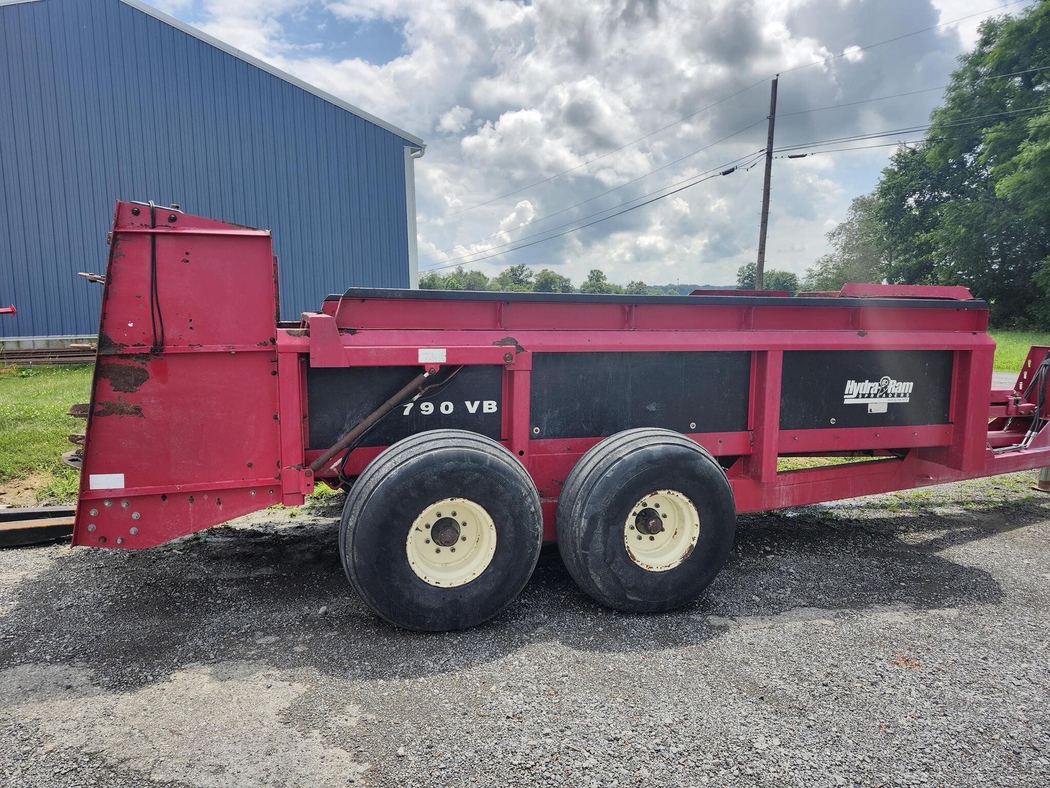 2015 Pik Rite HYDRA-RAM 790VB Manure Spreader