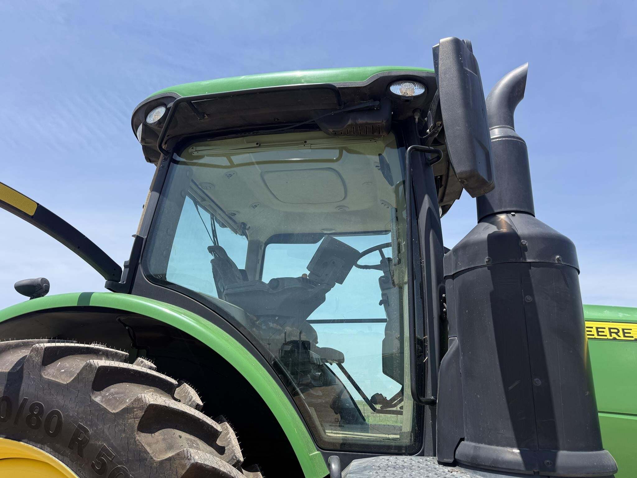 2020 John Deere 8270R Tractor