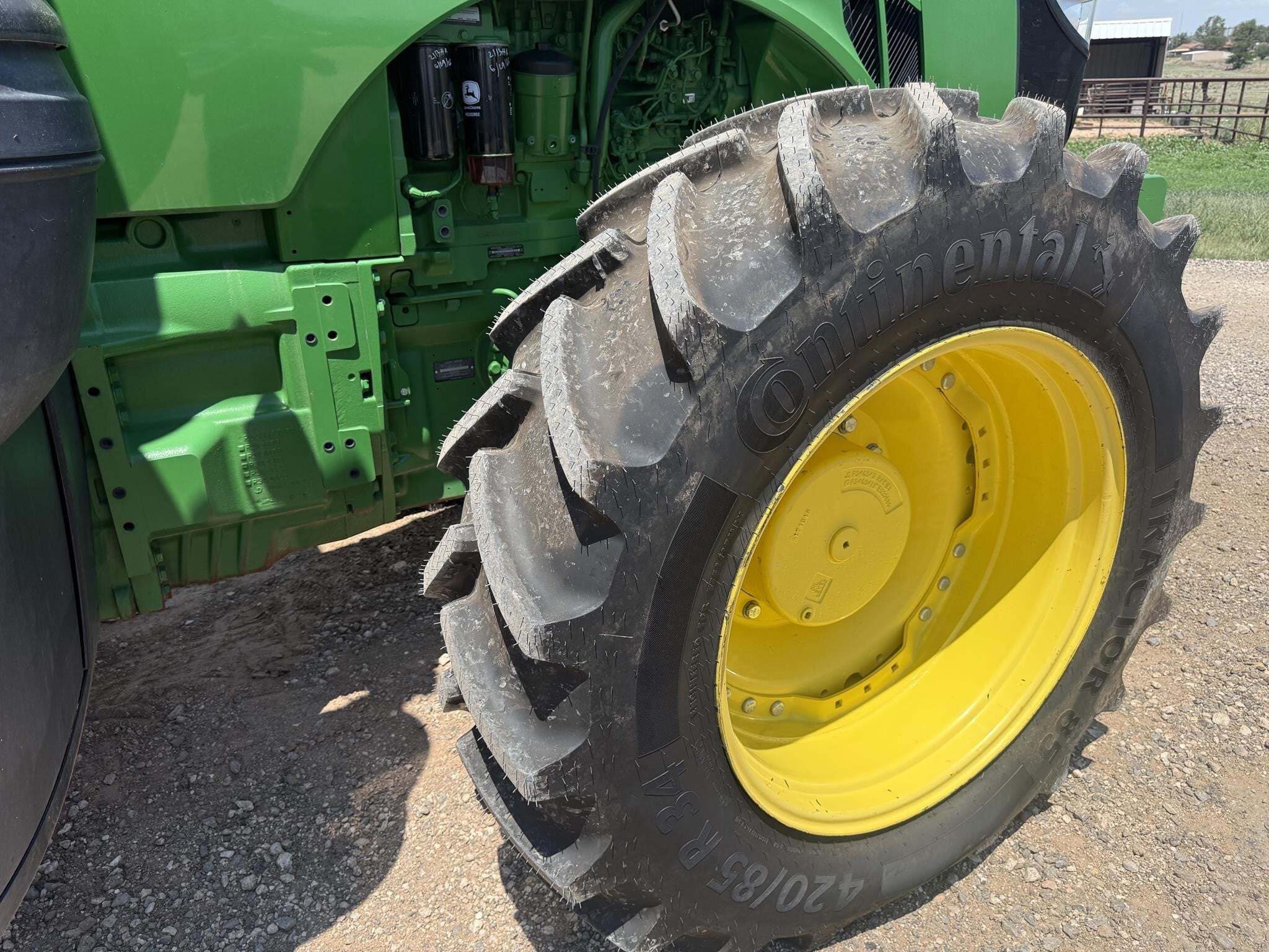 2020 John Deere 8270R Tractor