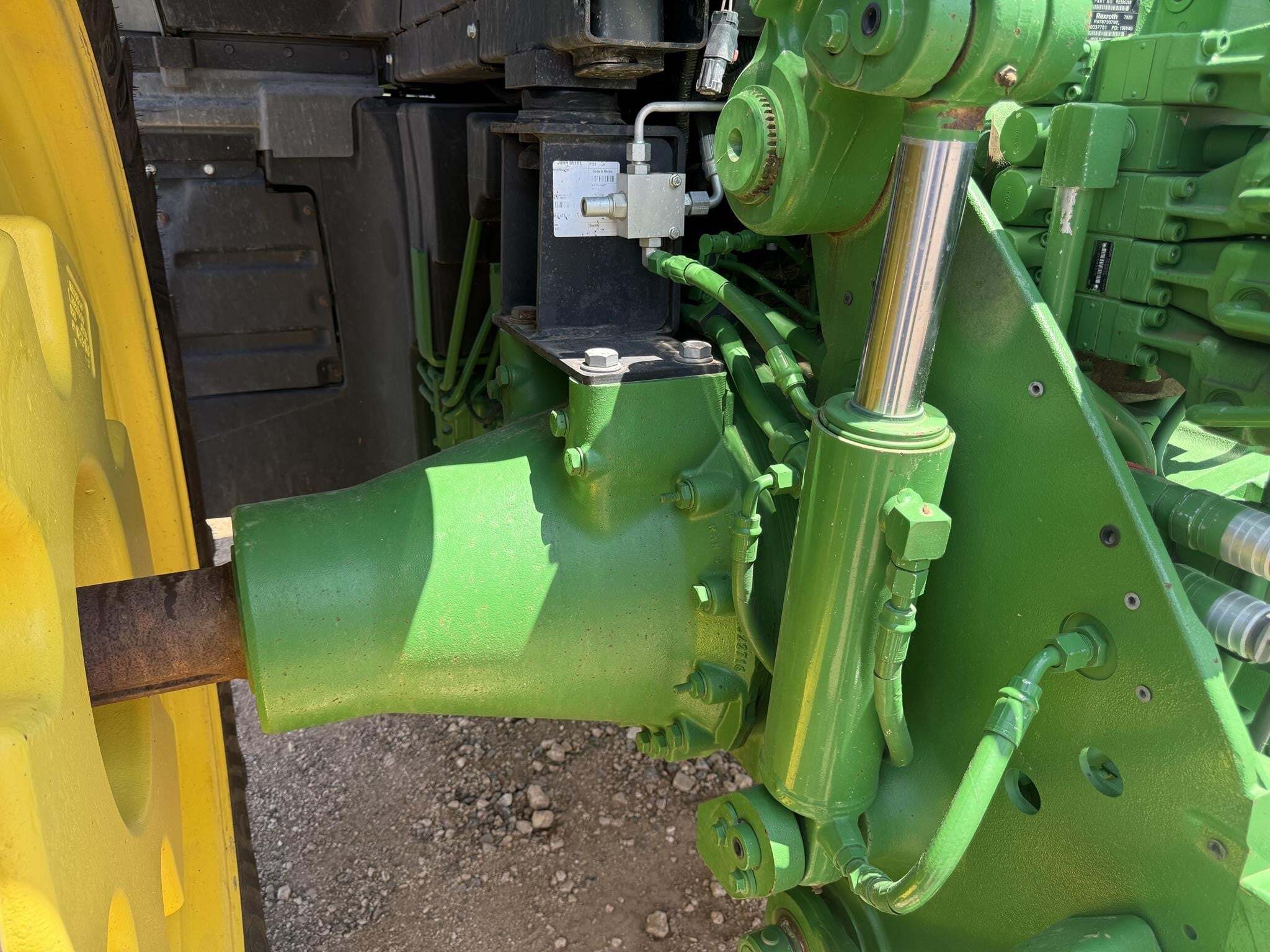 2020 John Deere 8270R Tractor