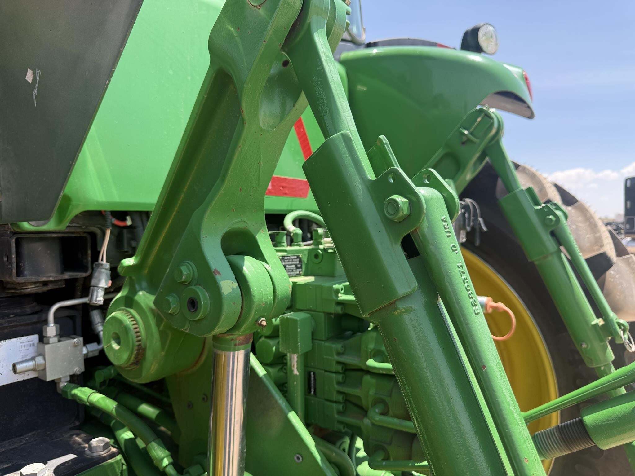 2020 John Deere 8270R Tractor