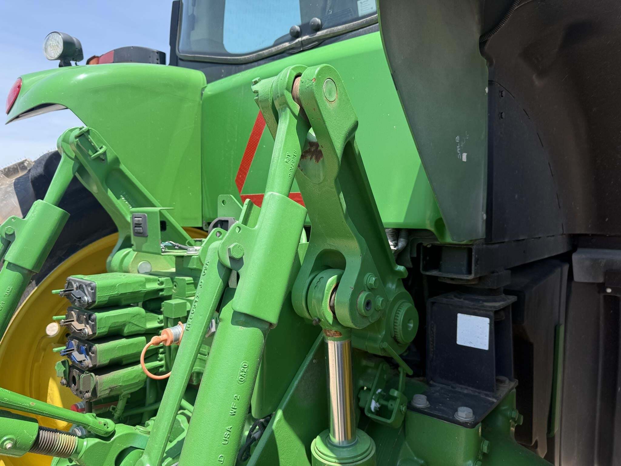 2020 John Deere 8270R Tractor