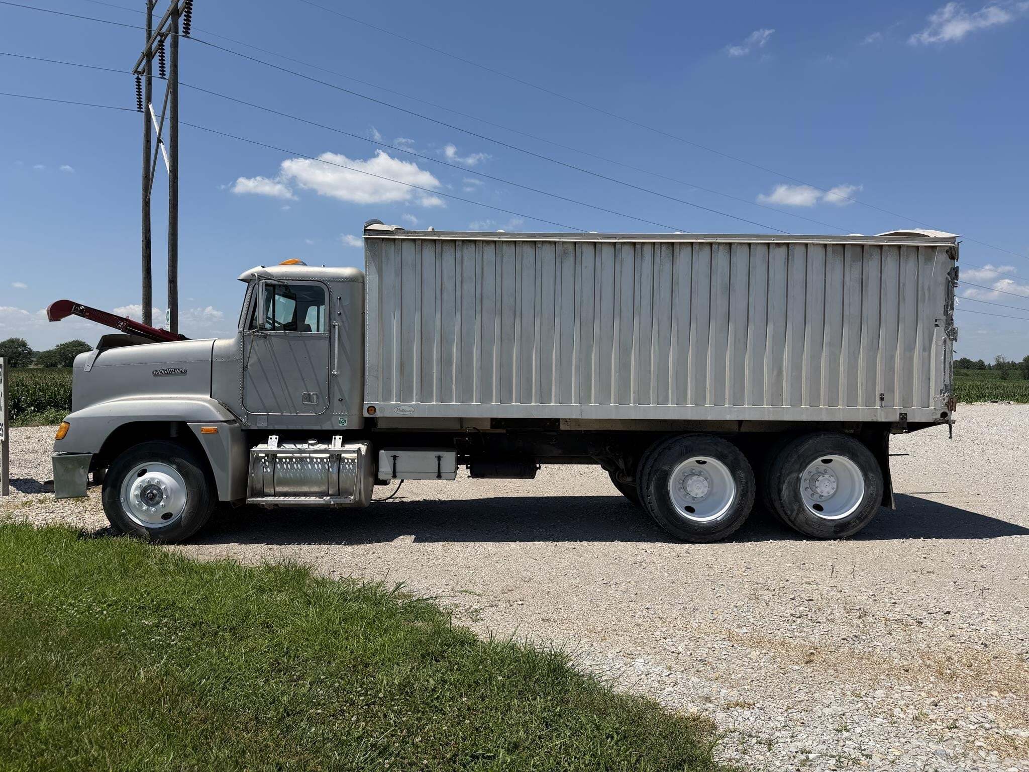 1991 Freightliner FLD120 Semi Trucks/Trailer