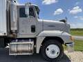 1991 Freightliner FLD120 Semi Trucks/Trailer