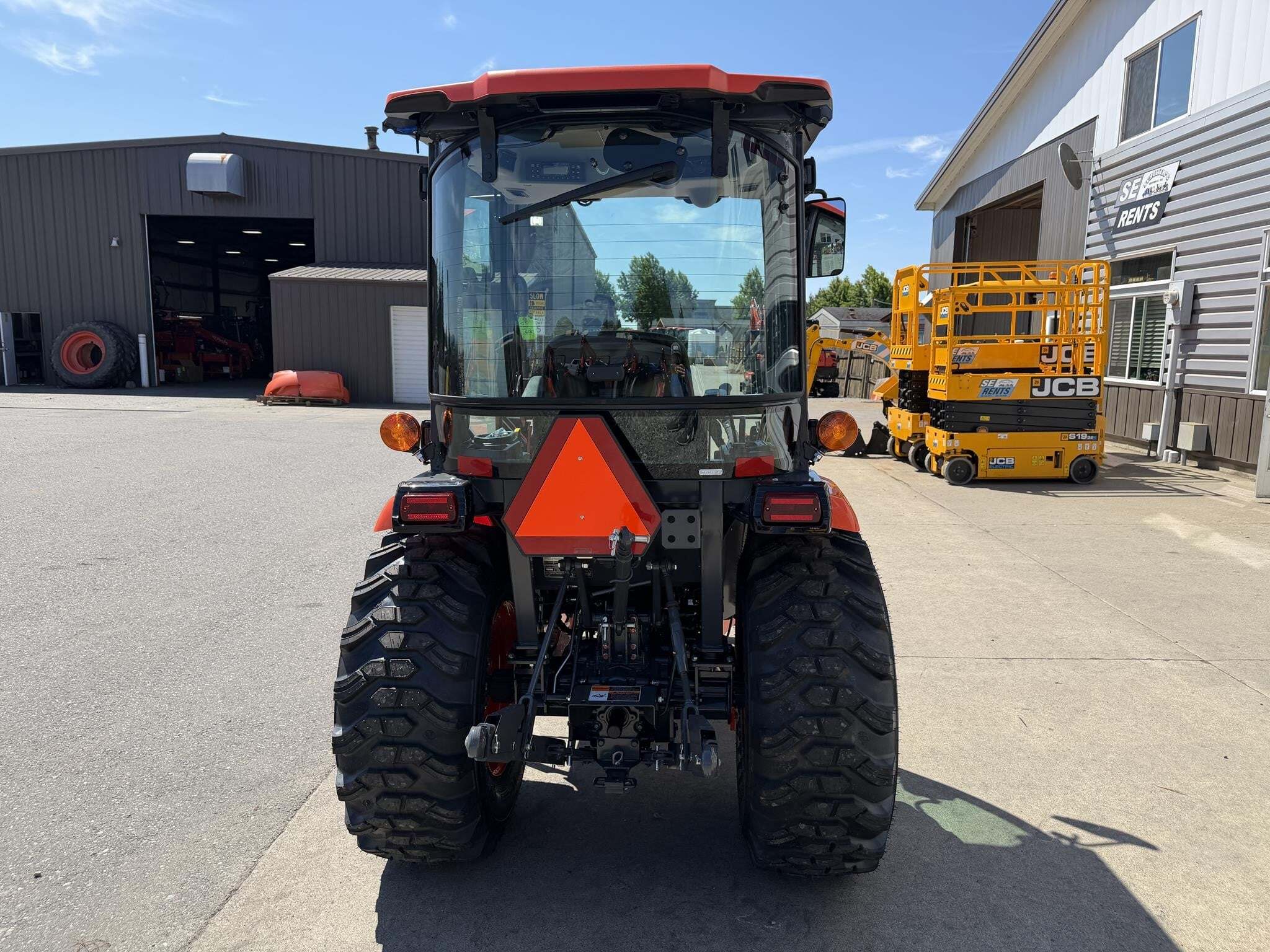 2026 Kubota LX4020HSDC Tractor
