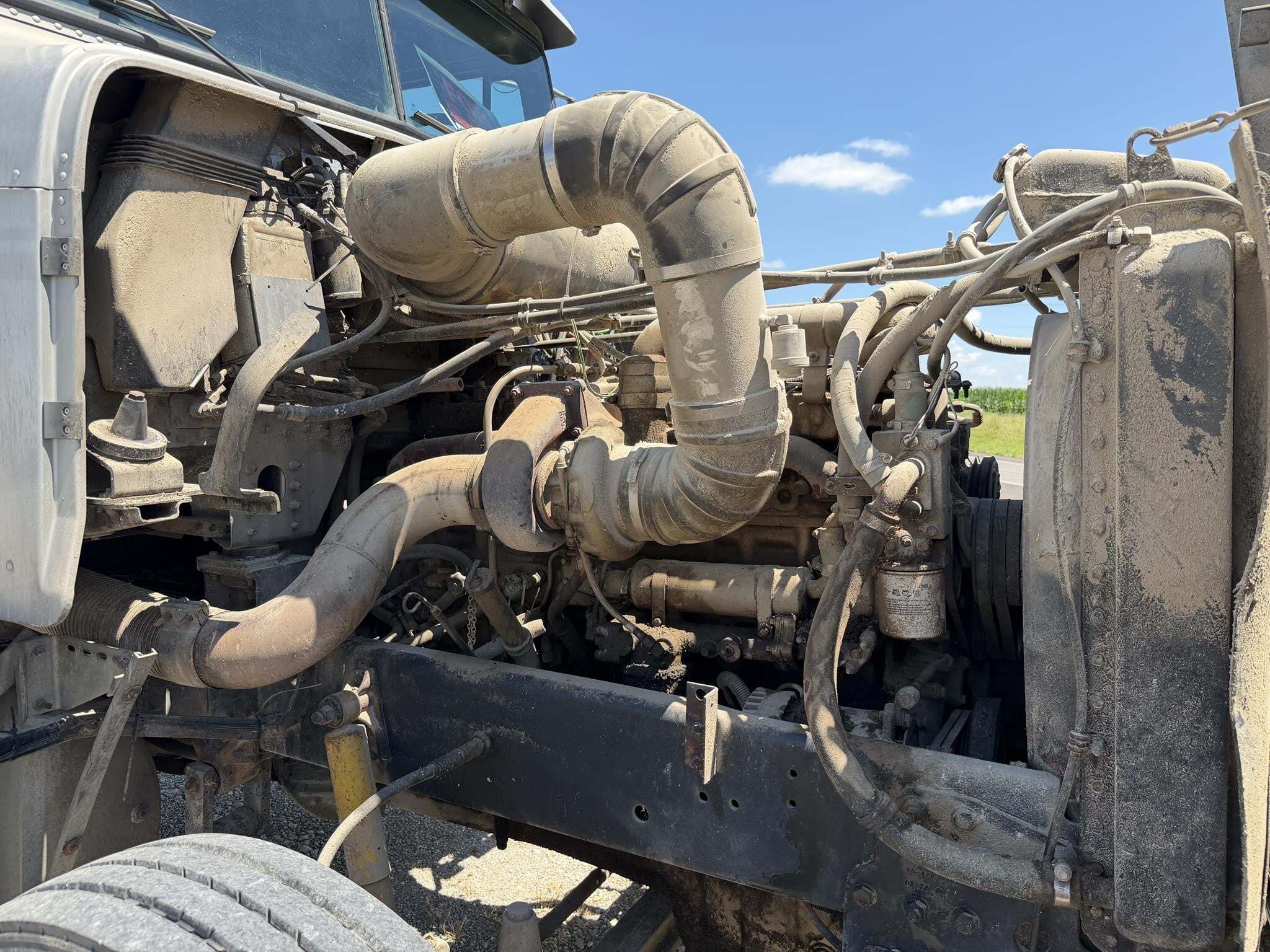 1991 Freightliner FLD120 Semi Trucks/Trailer