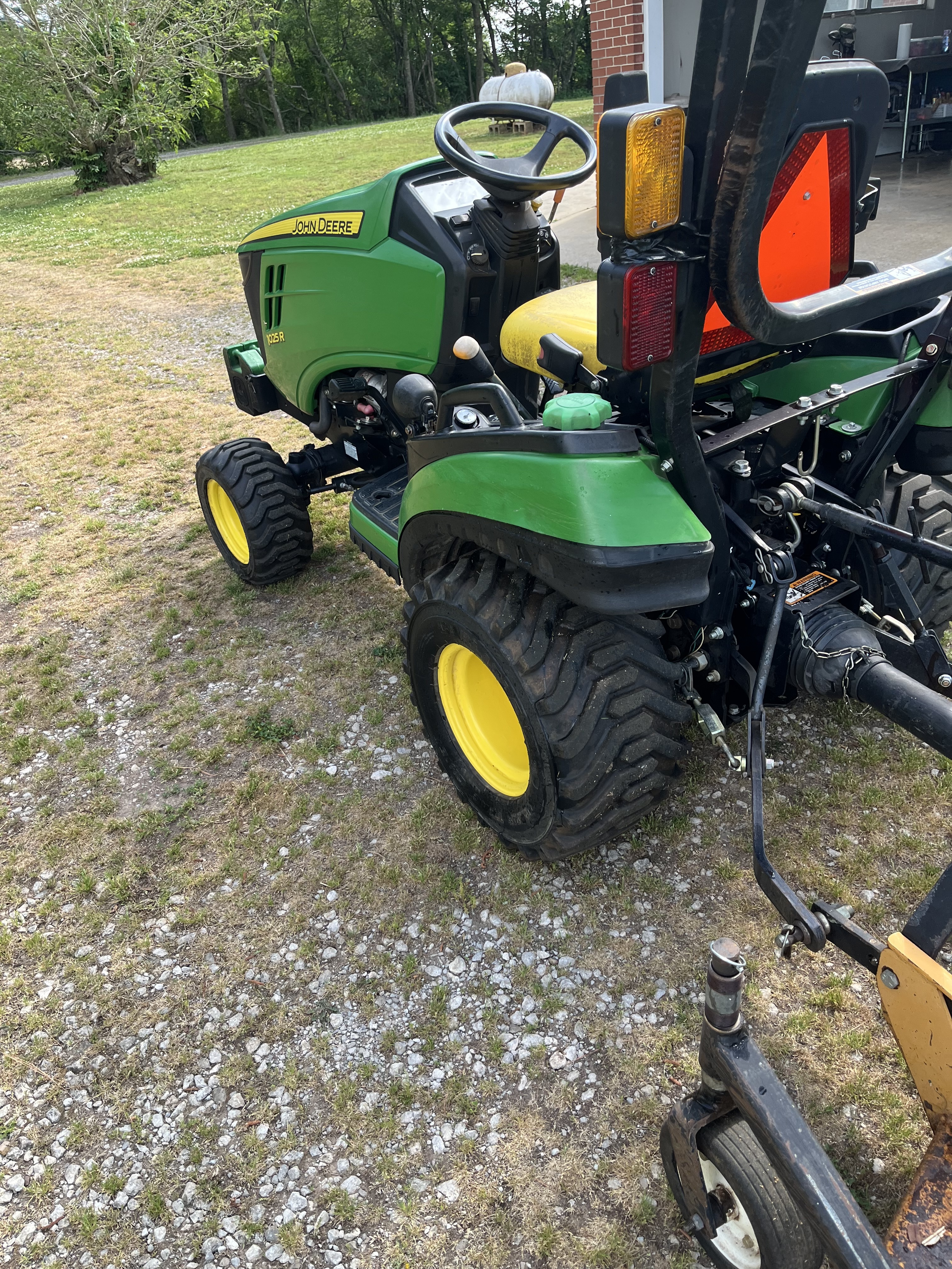 2014 John Deere 1025R Tractor