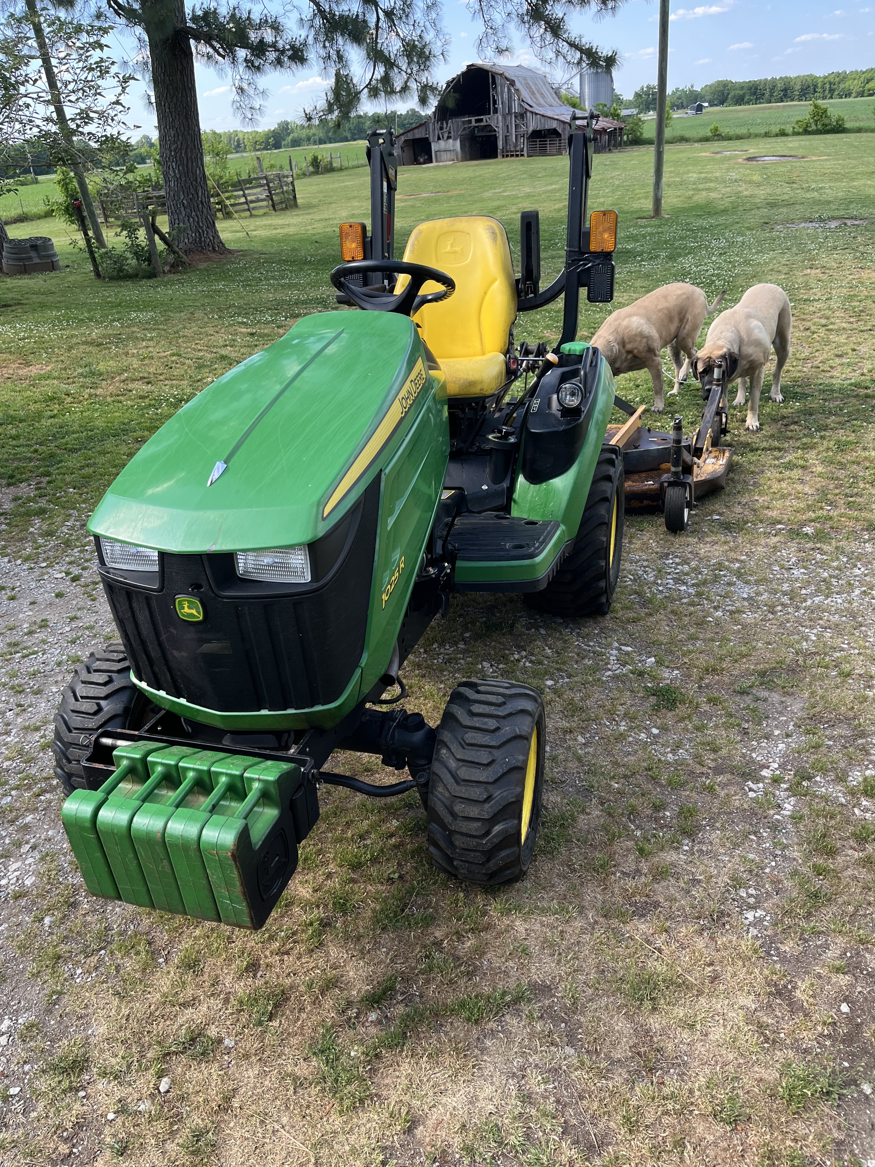 2014 John Deere 1025R Tractor