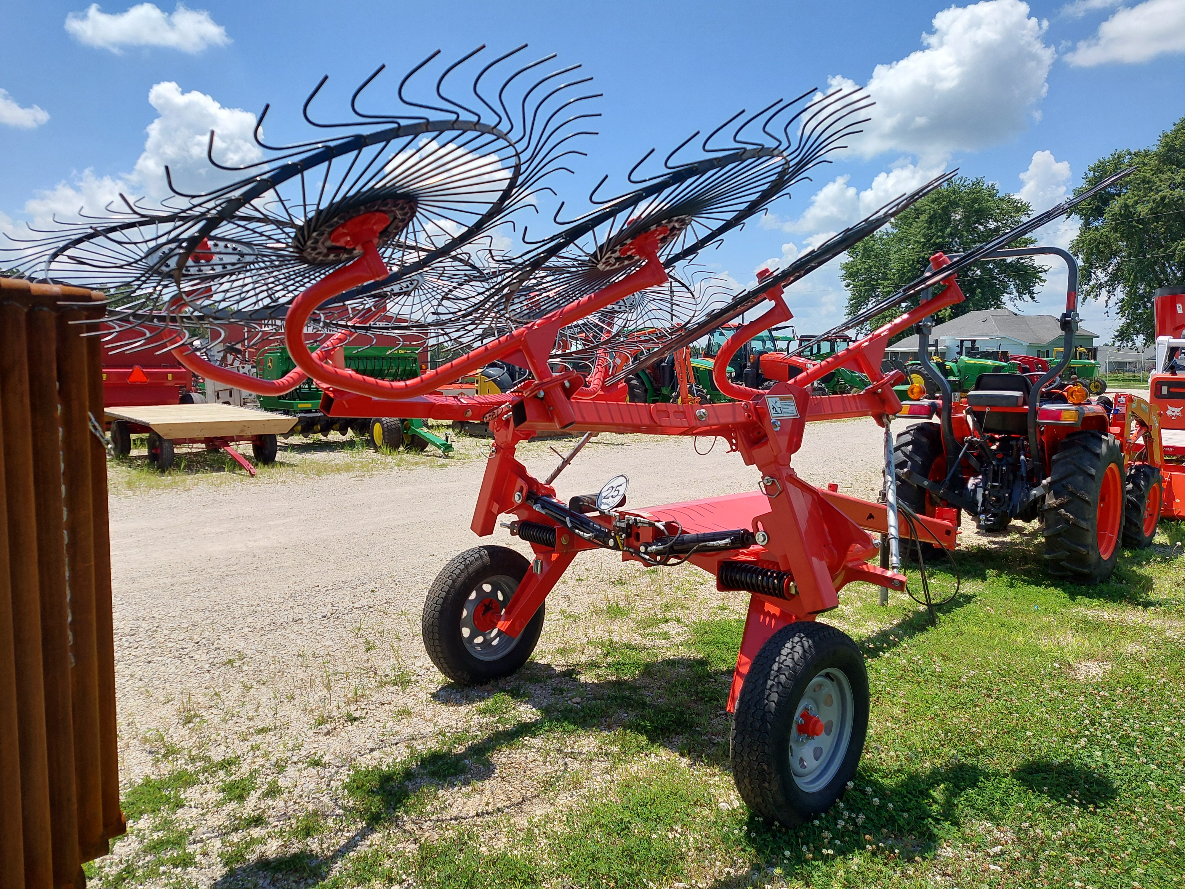 2020 Kuhn SR108 GII Rake