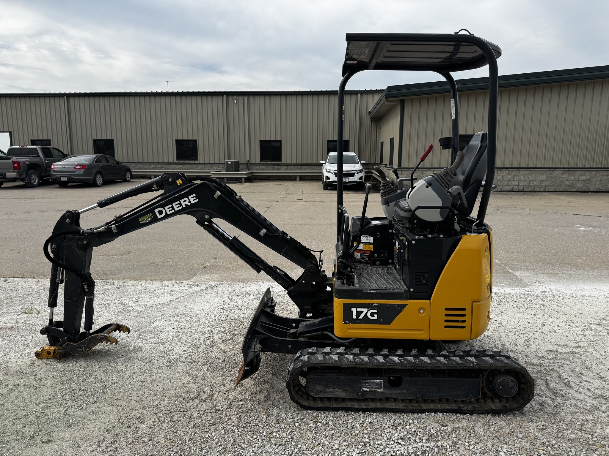 2022 John Deere 17G Mini Excavator