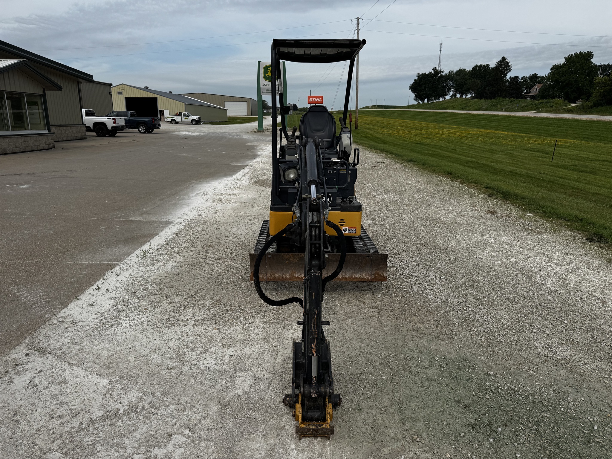 2022 John Deere 17G Mini Excavator