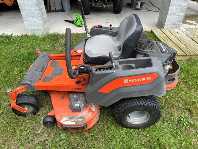2019 Husqvarna Z248F Lawn Mower