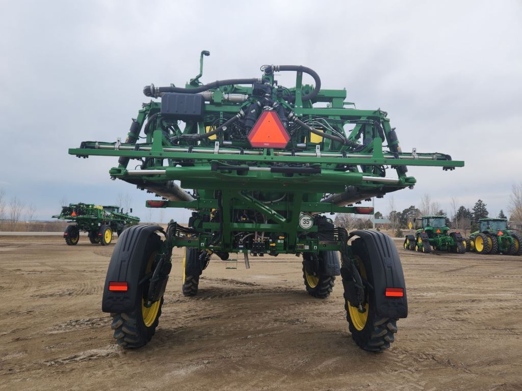 2023 John Deere 410R Self-Propelled Sprayer