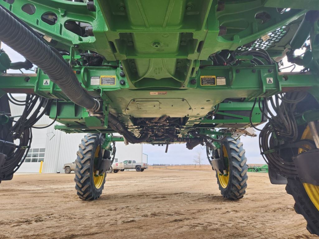 2023 John Deere 410R Self-Propelled Sprayer