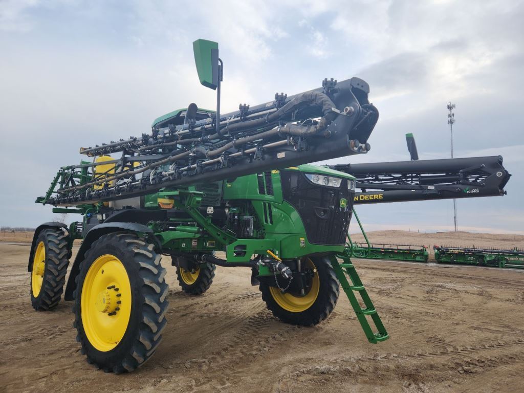 2023 John Deere 410R Self-Propelled Sprayer