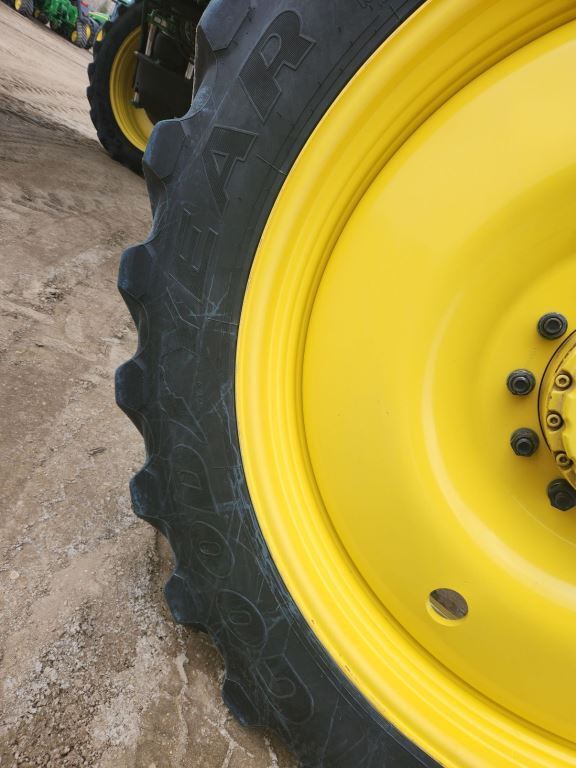 2023 John Deere 410R Self-Propelled Sprayer