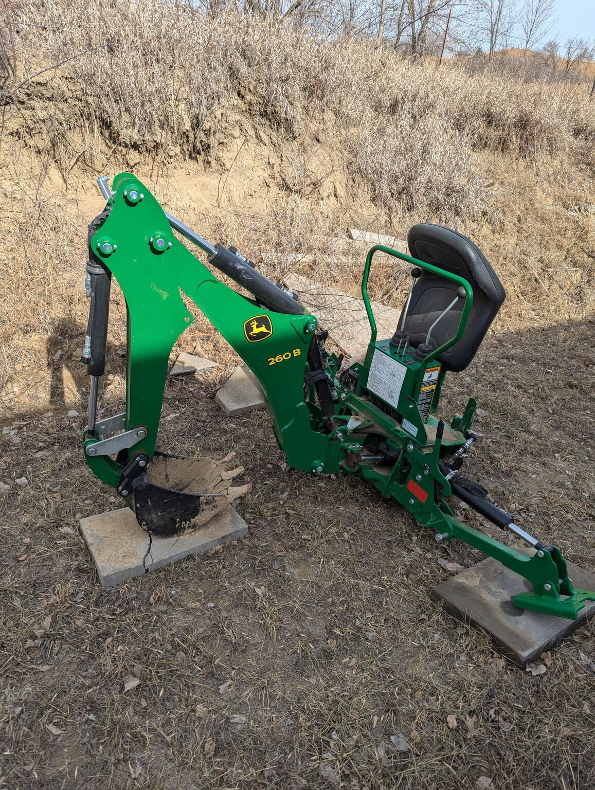 2023 John Deere 2025R Tractor