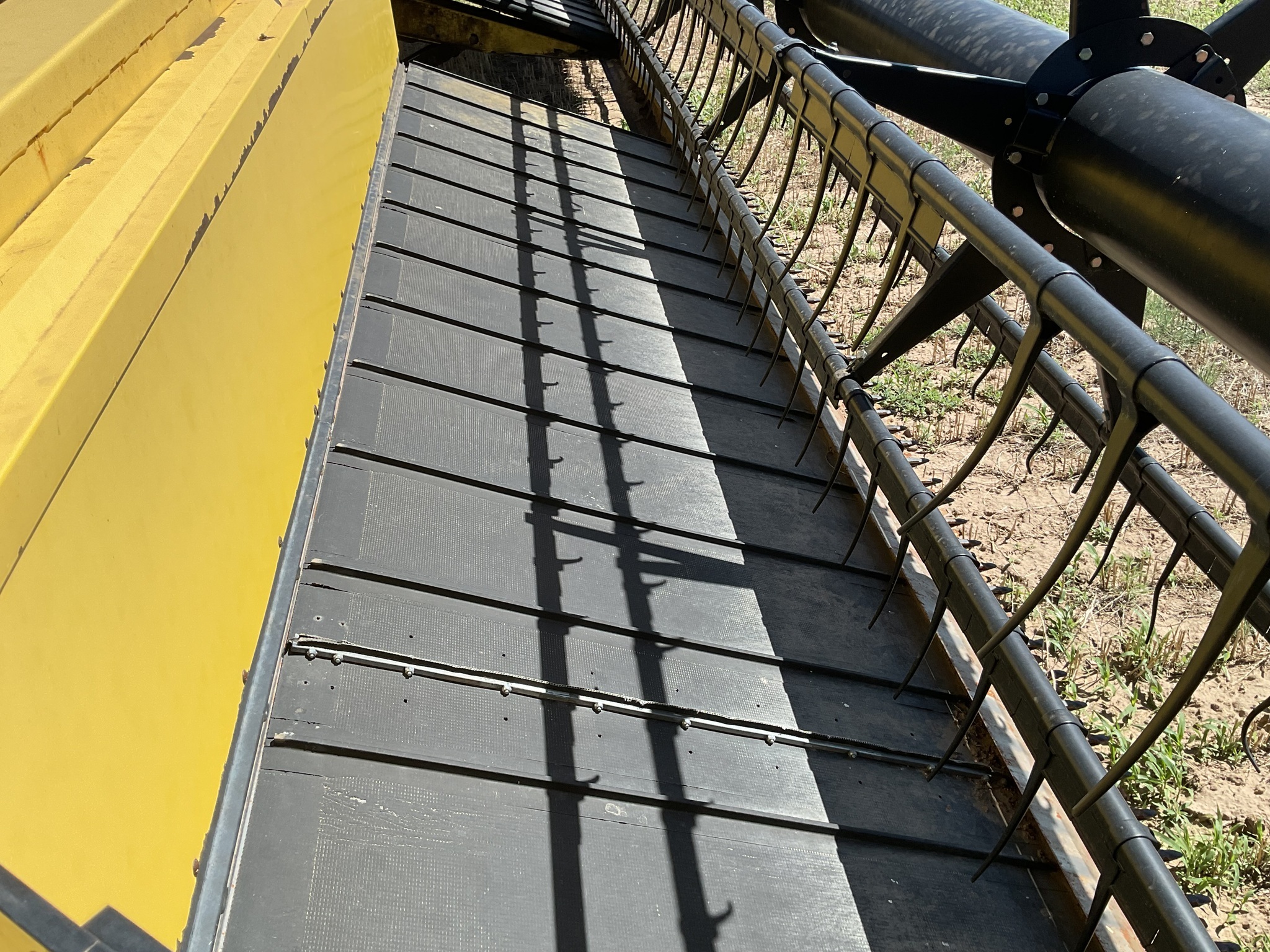 2010 John Deere A400 Self-Propelled Windrowers and Swather