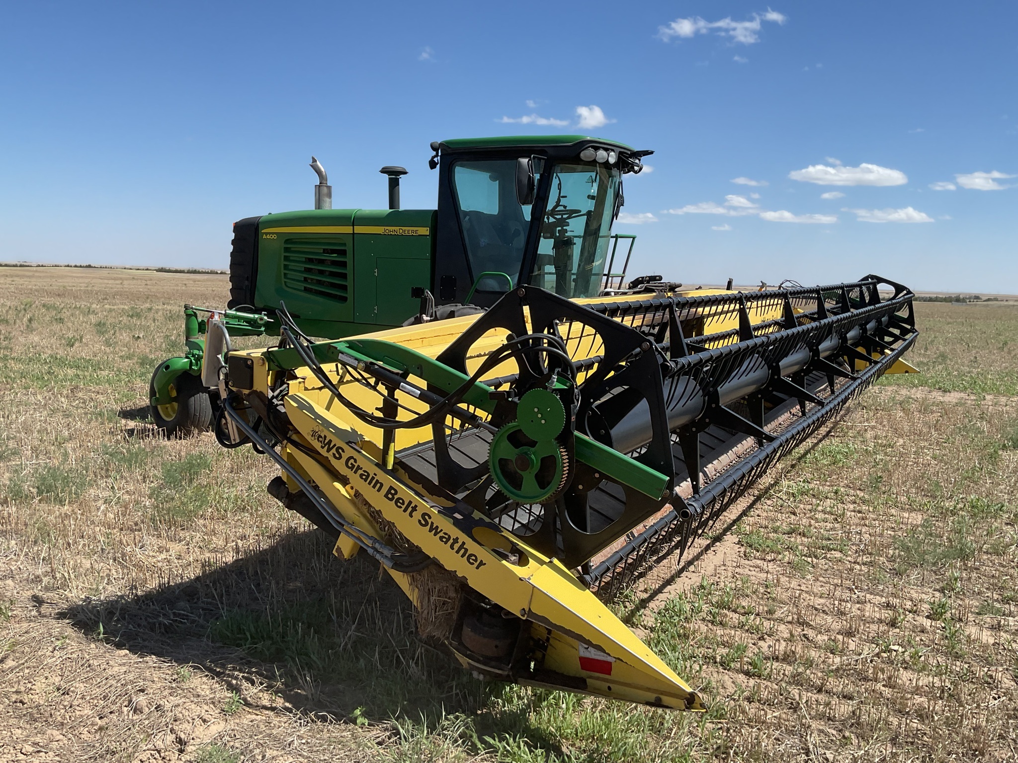 2010 John Deere A400 Self-Propelled Windrowers and Swather