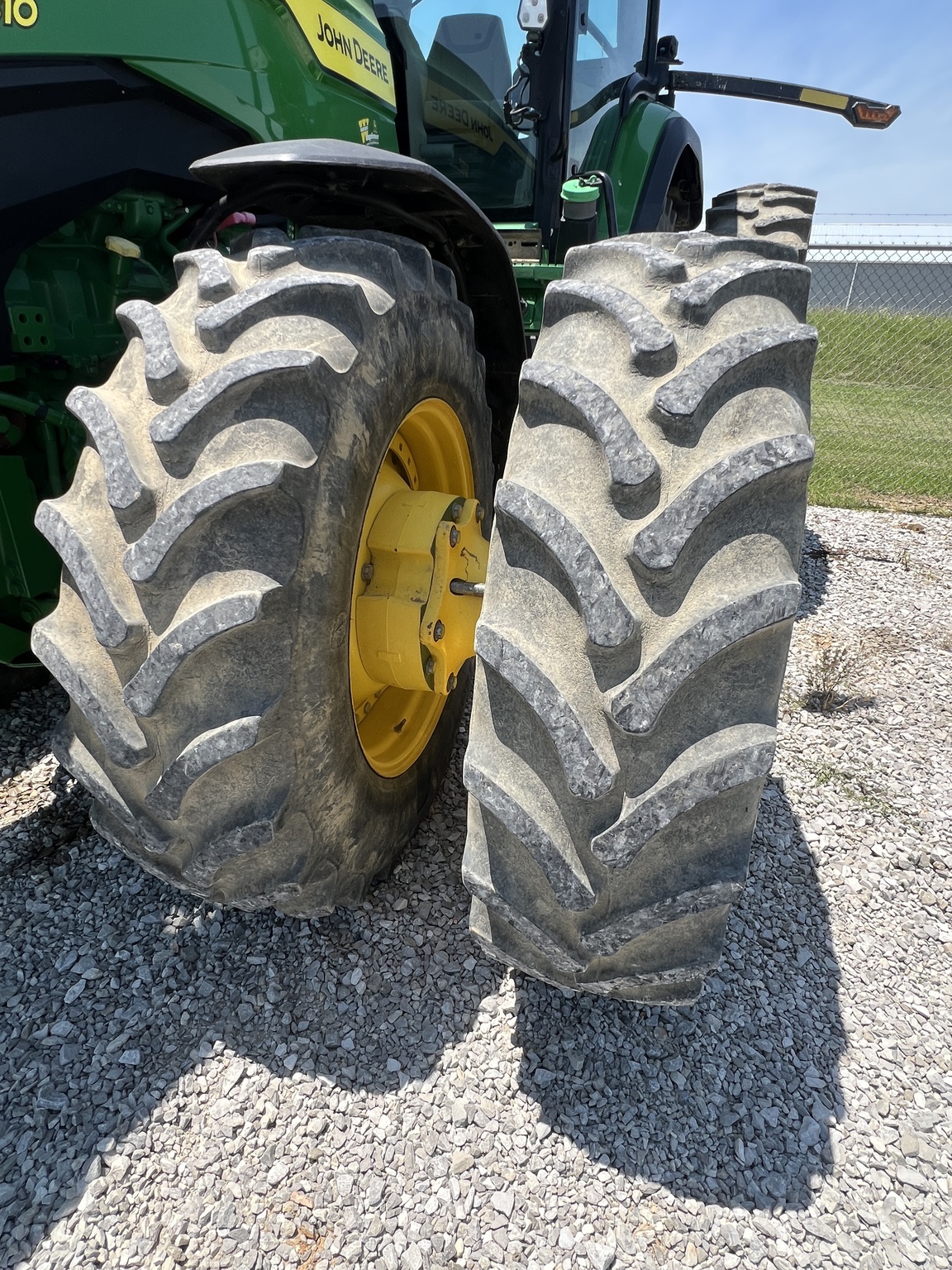 2021 John Deere 8R 310 Tractor