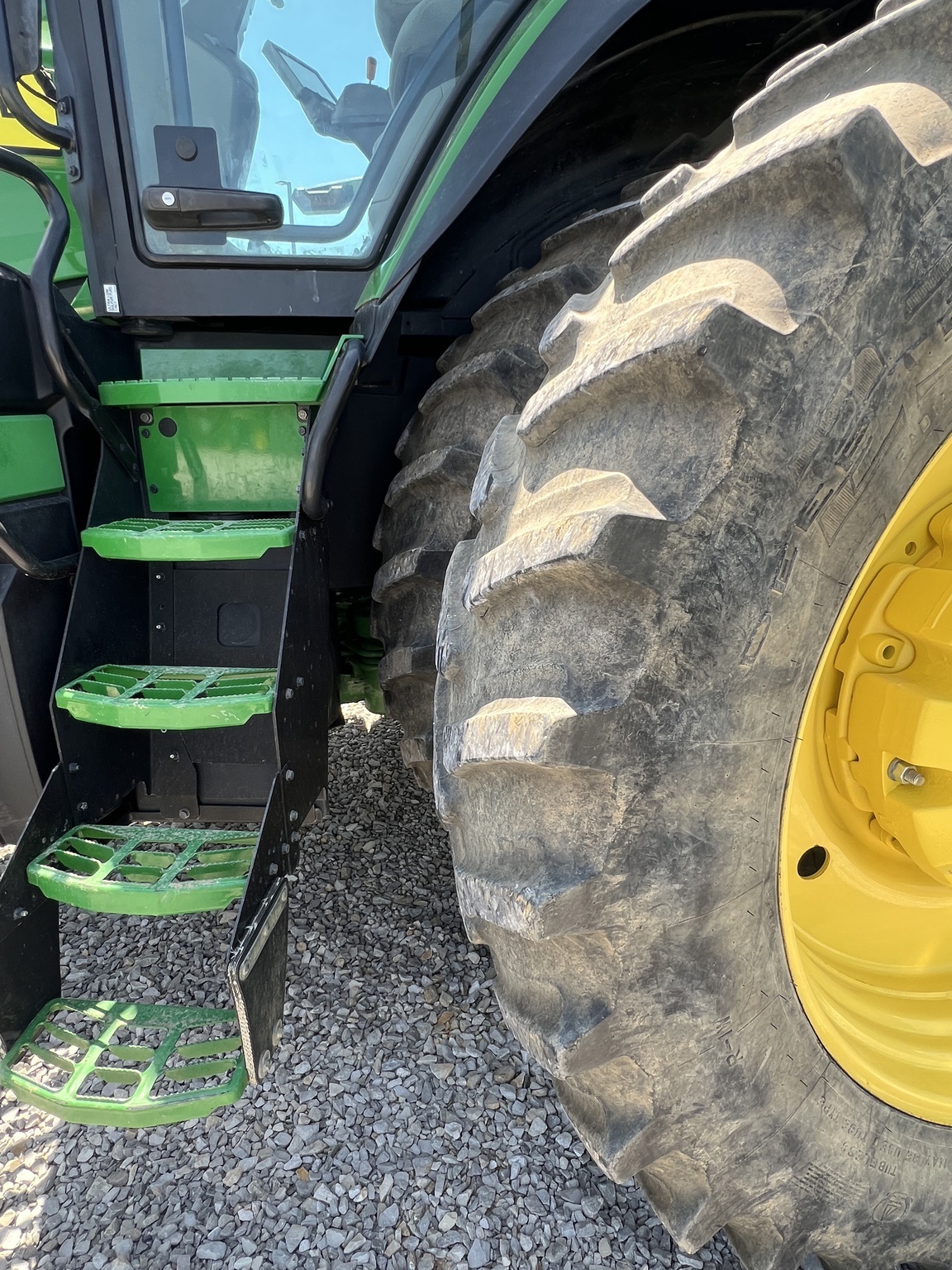 2021 John Deere 8R 310 Tractor