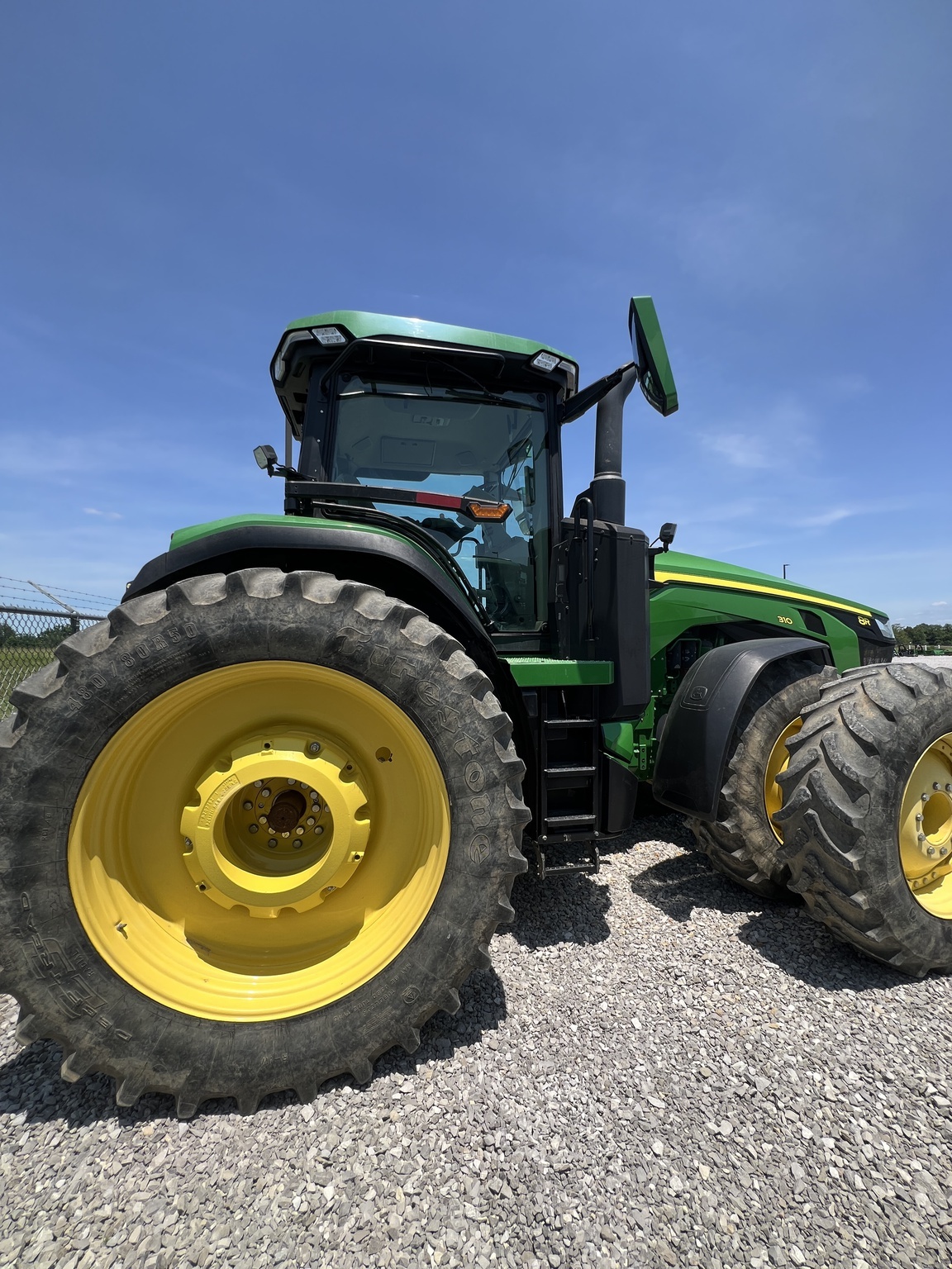 2021 John Deere 8R 310 Tractor