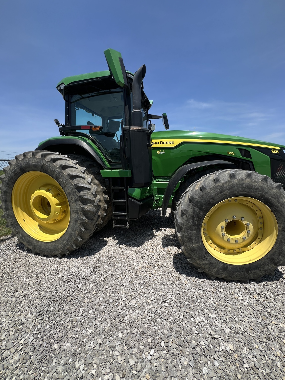 2021 John Deere 8R 310 Tractor