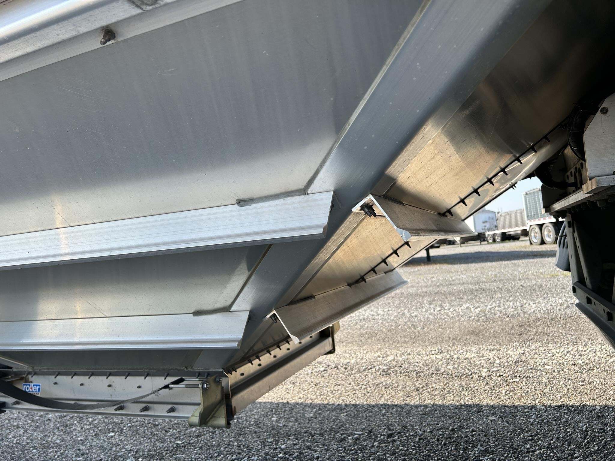 2024 Wilson DWH-751GM Grain Trailer