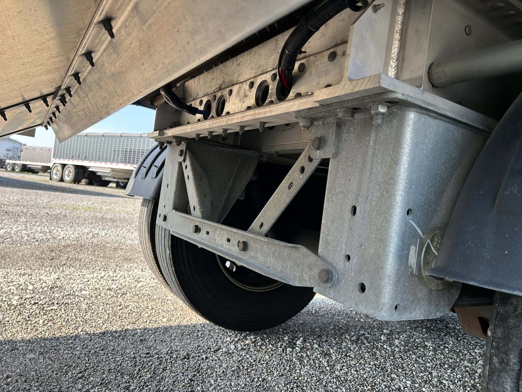 2024 Wilson DWH-751GM Grain Trailer