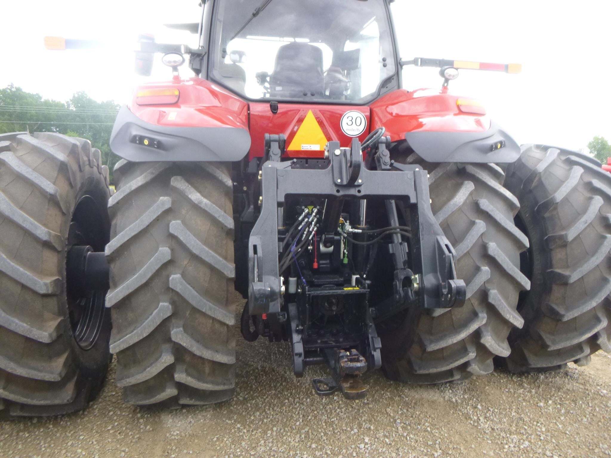 2021 Case IH MAGNUM 400 AFS Tractor