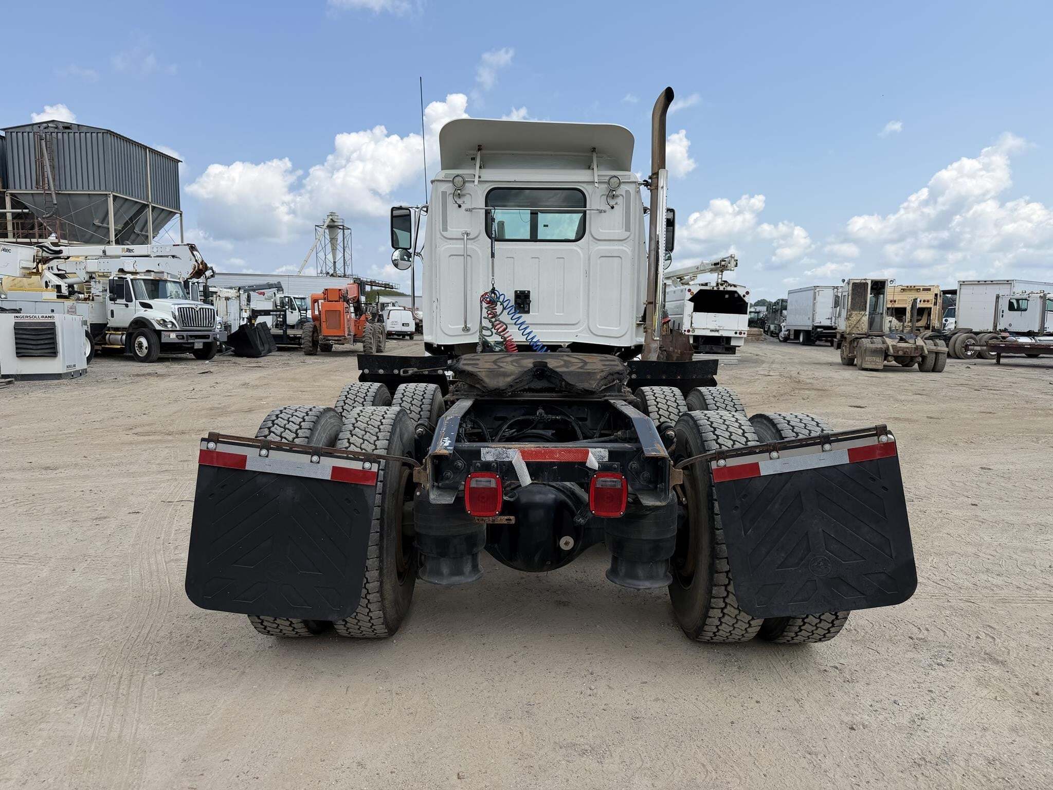 2020 Western Star 4700 Semi Trucks/Trailer