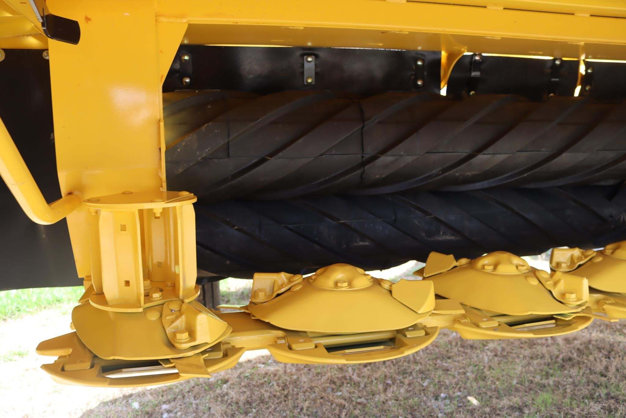 2026 New Holland Discbine 210 Mower Conditioner