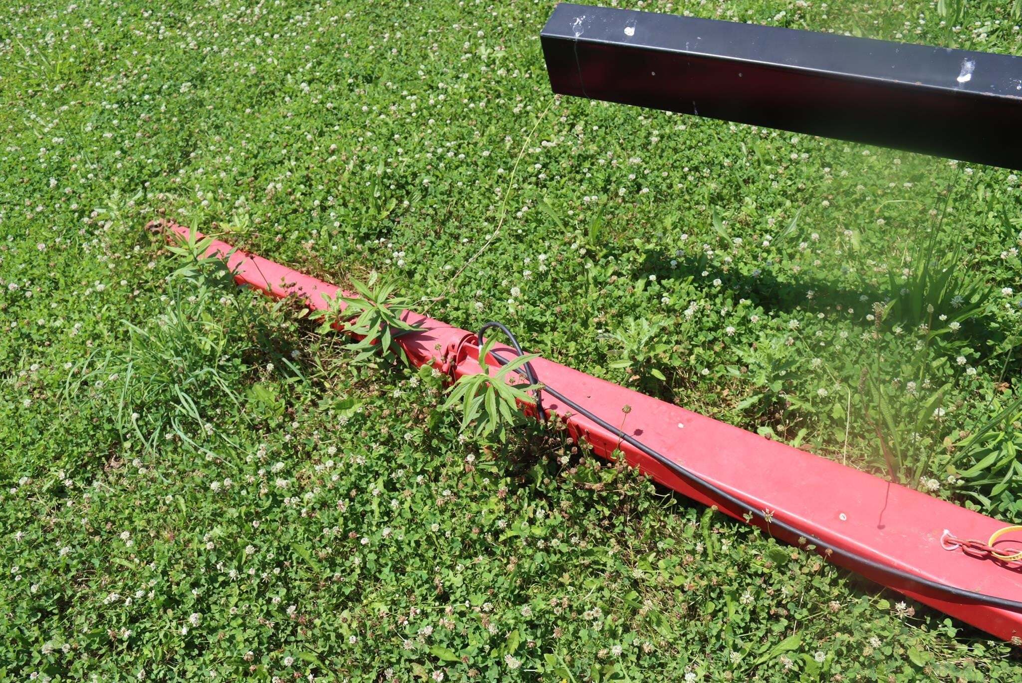 2013 E-Z Trail HH26R Header Trailer